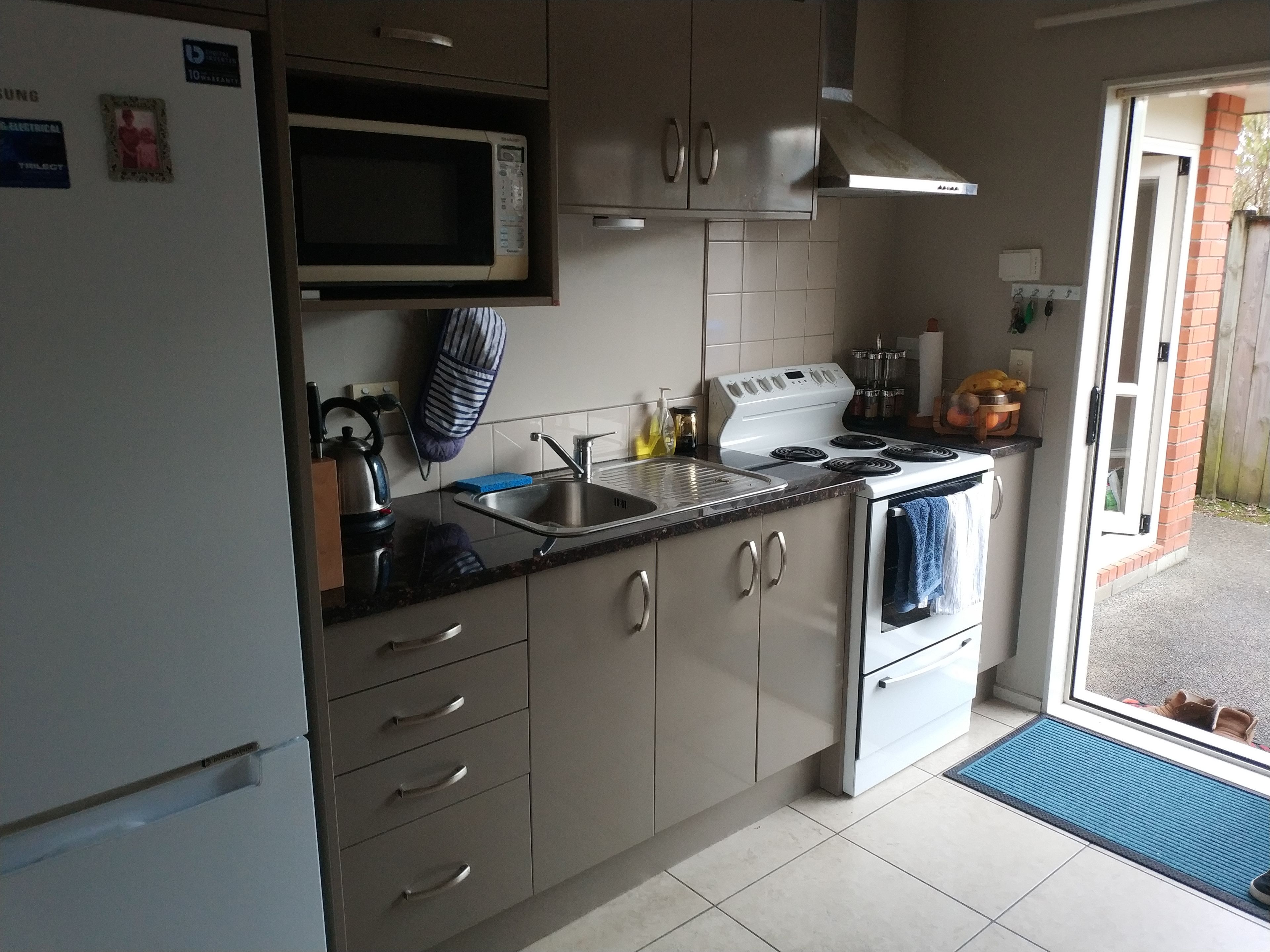 20A Salford Crescent, Flat Bush, Manukau City