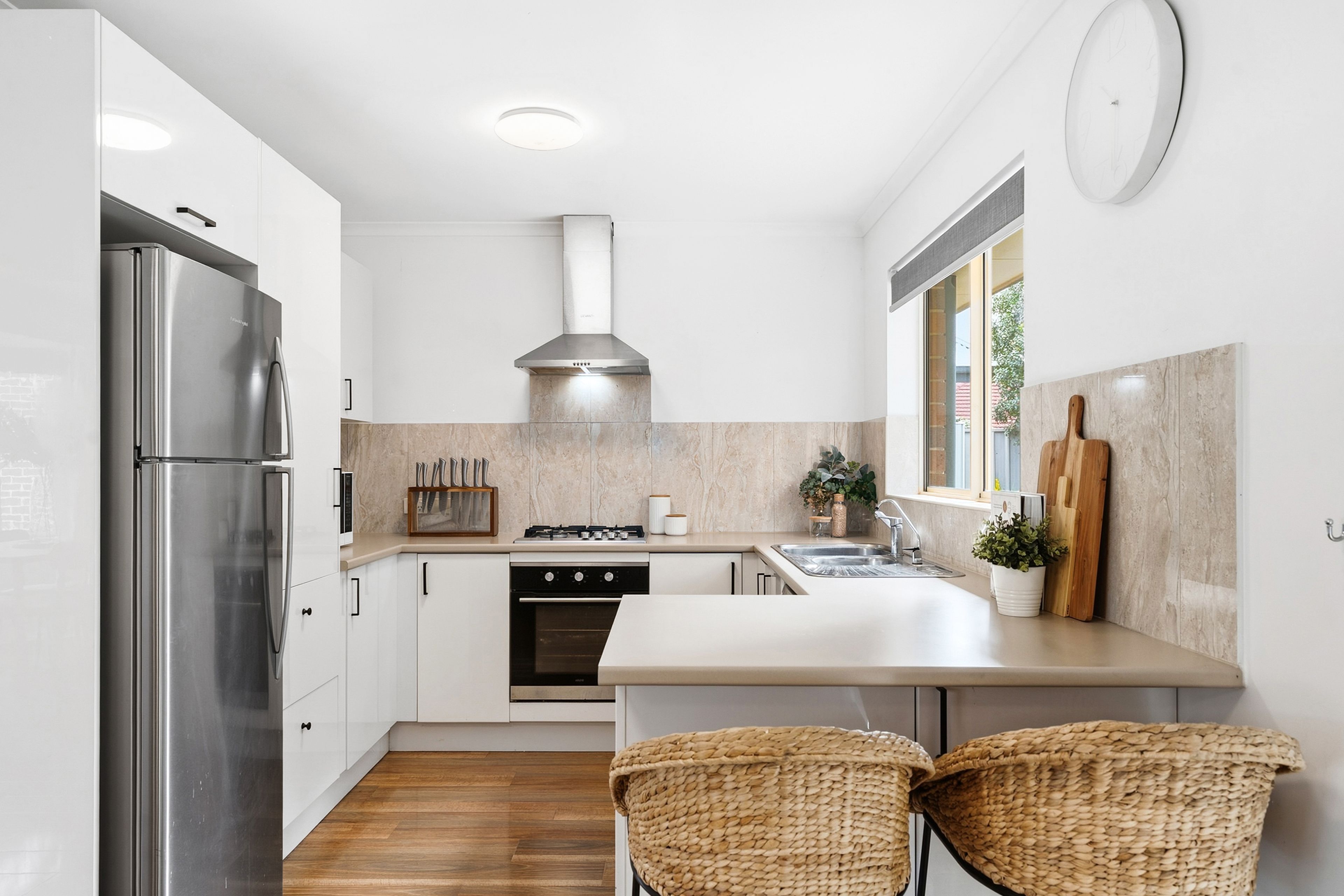 4/53 Angus Avenue — photo 8 of 24