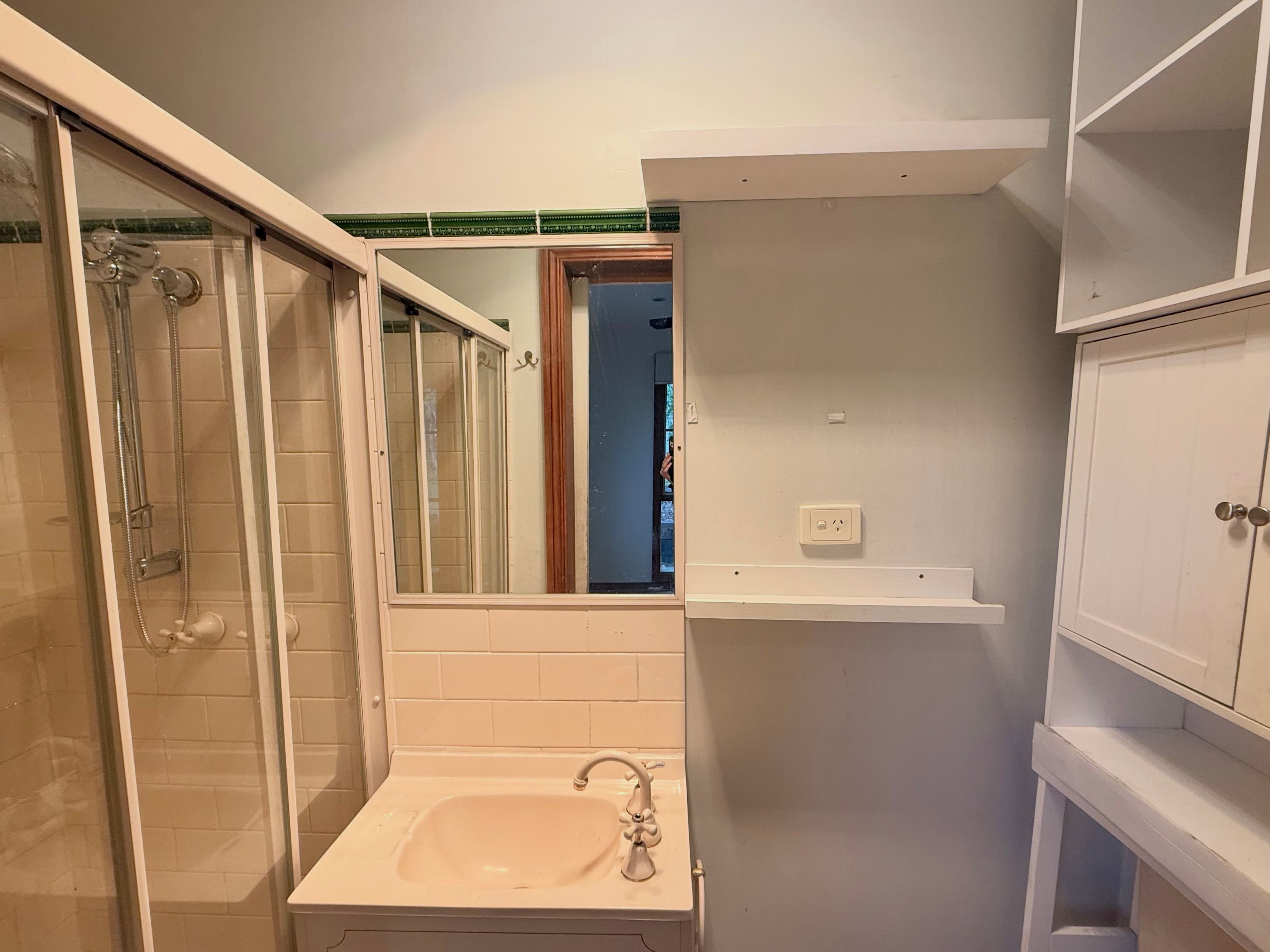 92 Burke Street — photo 3 of 15