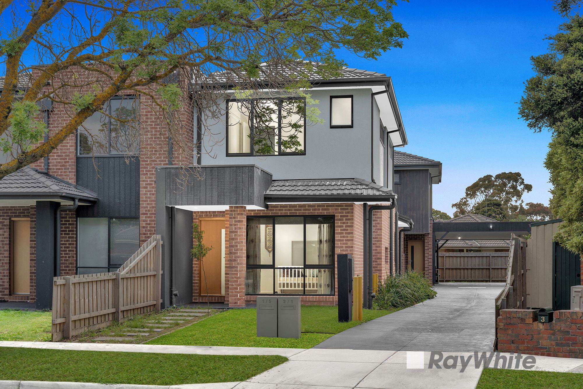 5 Melia Street, Doveton VIC 3177