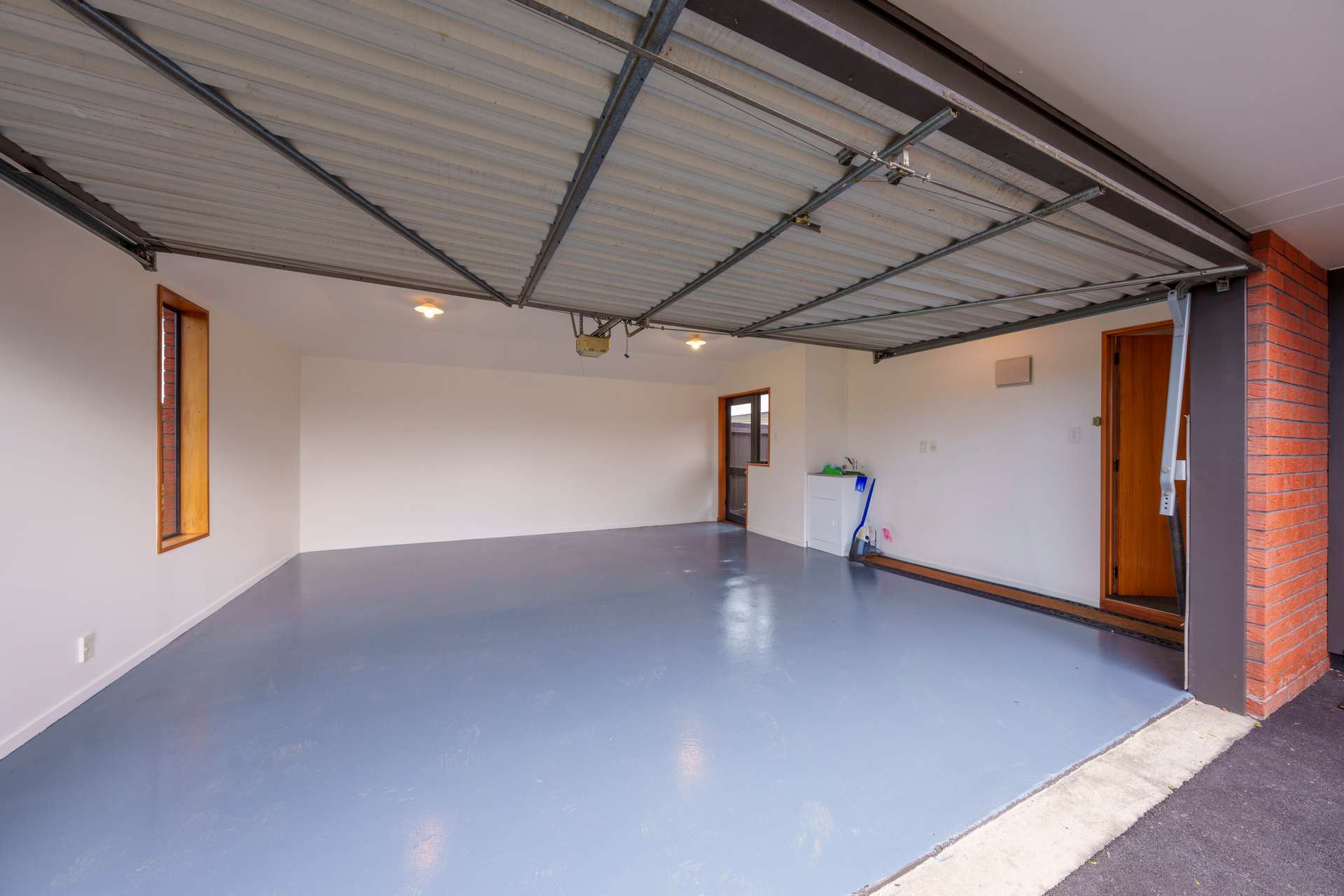 1A Glenys Place photo 12