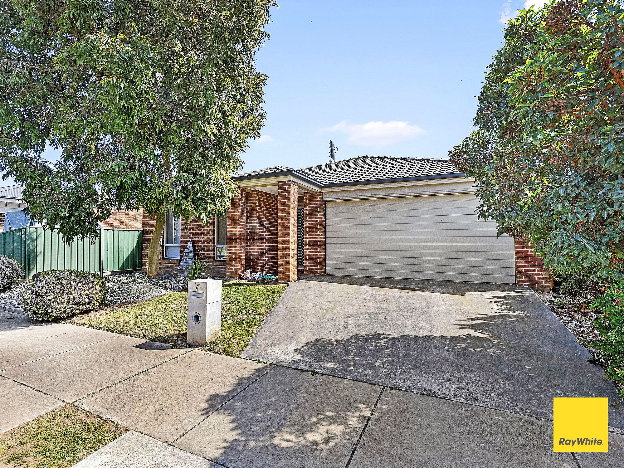 7 Creekview Place — photo from Ray White Bendigo