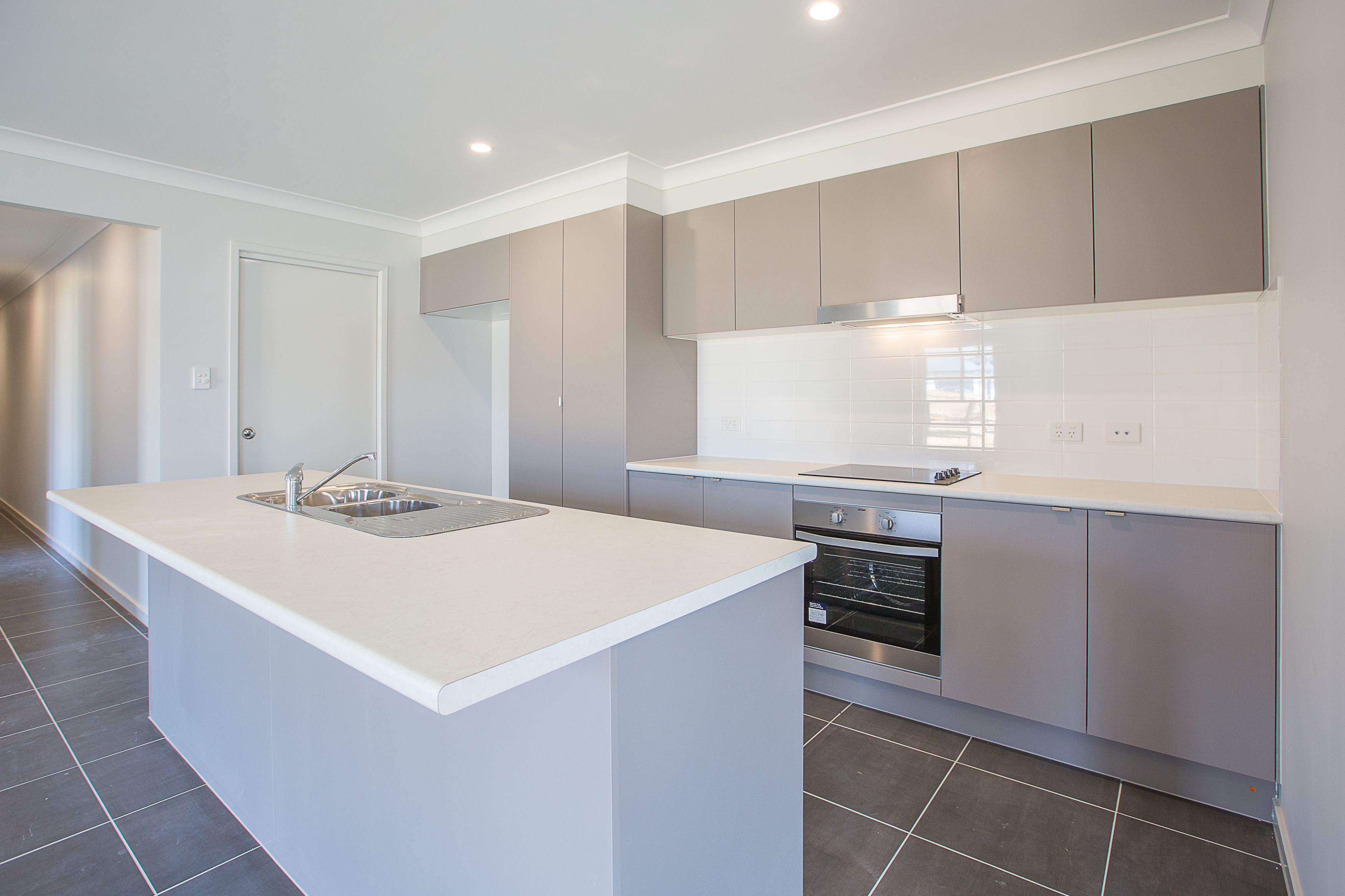 1/1 Matthias Way, Leichhardt, QLD 4305