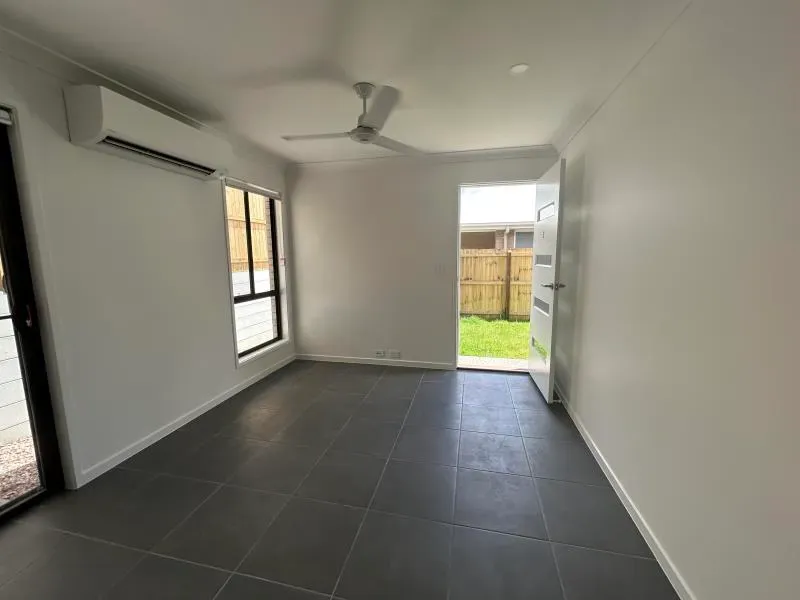 2/130 Pierro Place, Logan Reserve, QLD 4133