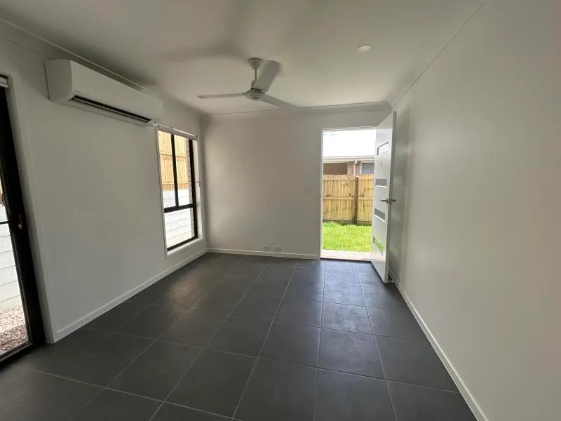 2/130 Pierro Place, Logan Reserve, QLD 4133