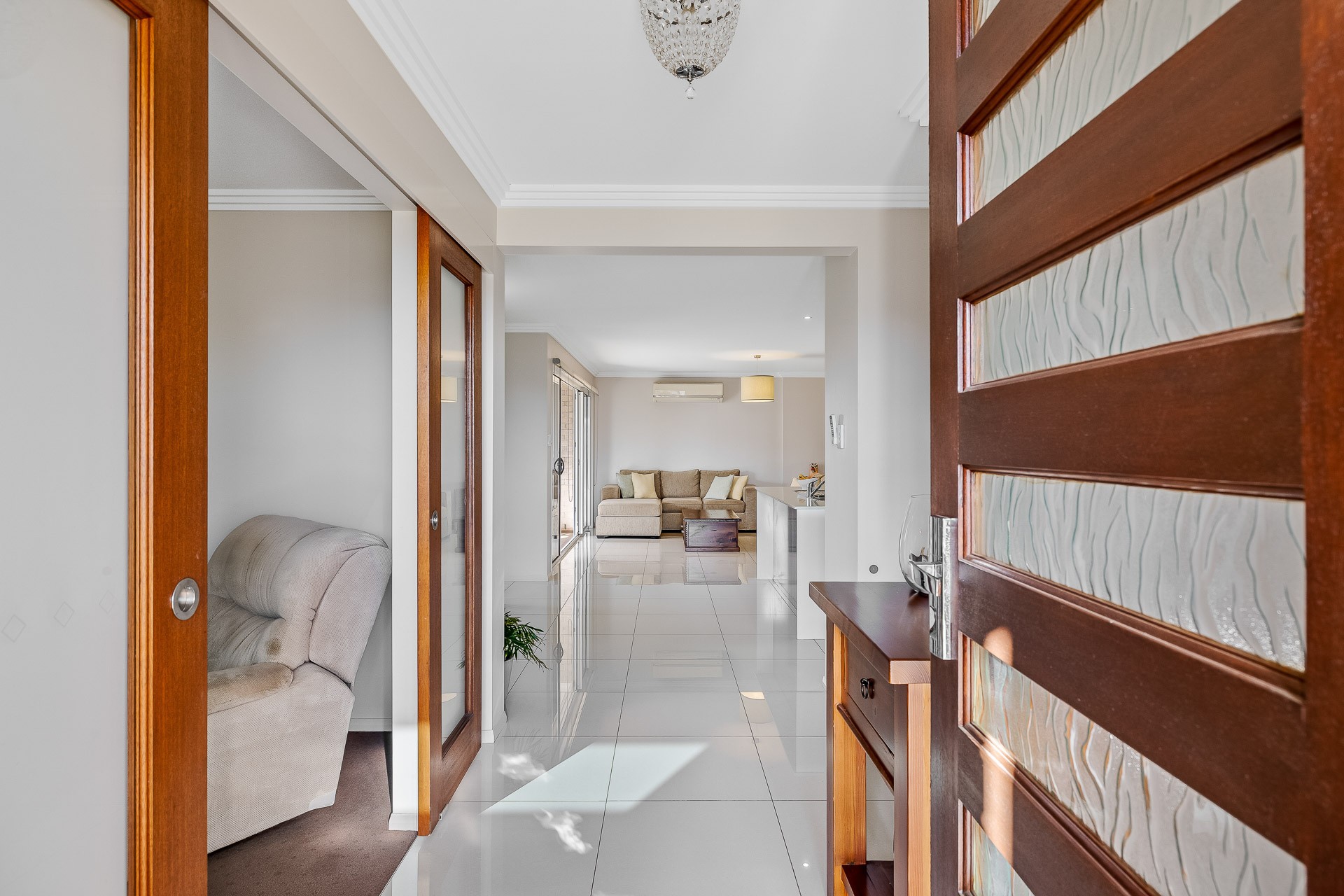 4 Vinnicombe Street, Kearneys Spring, QLD 4350