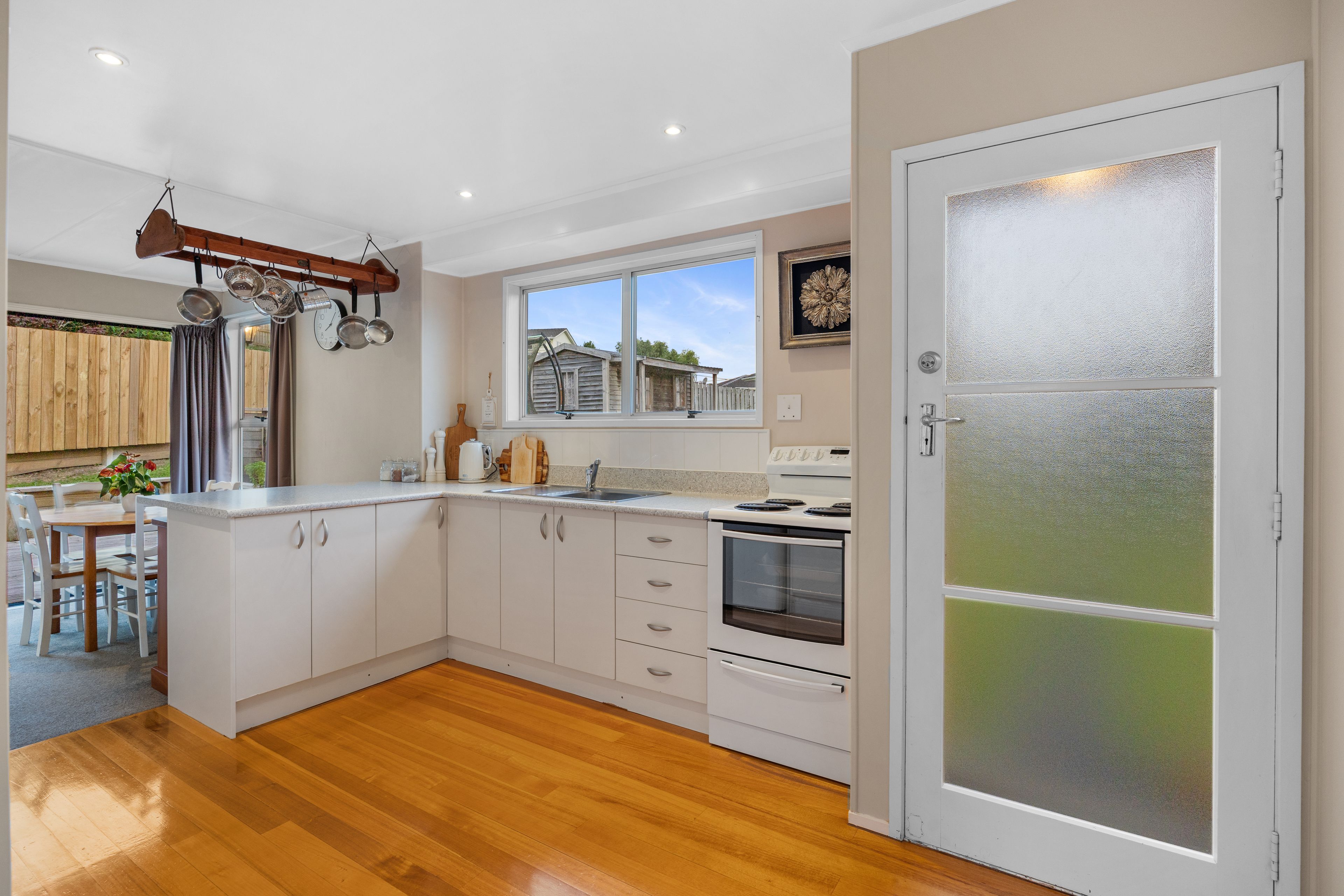 7 Glenbervie Crescent, Massey, Waitakere City