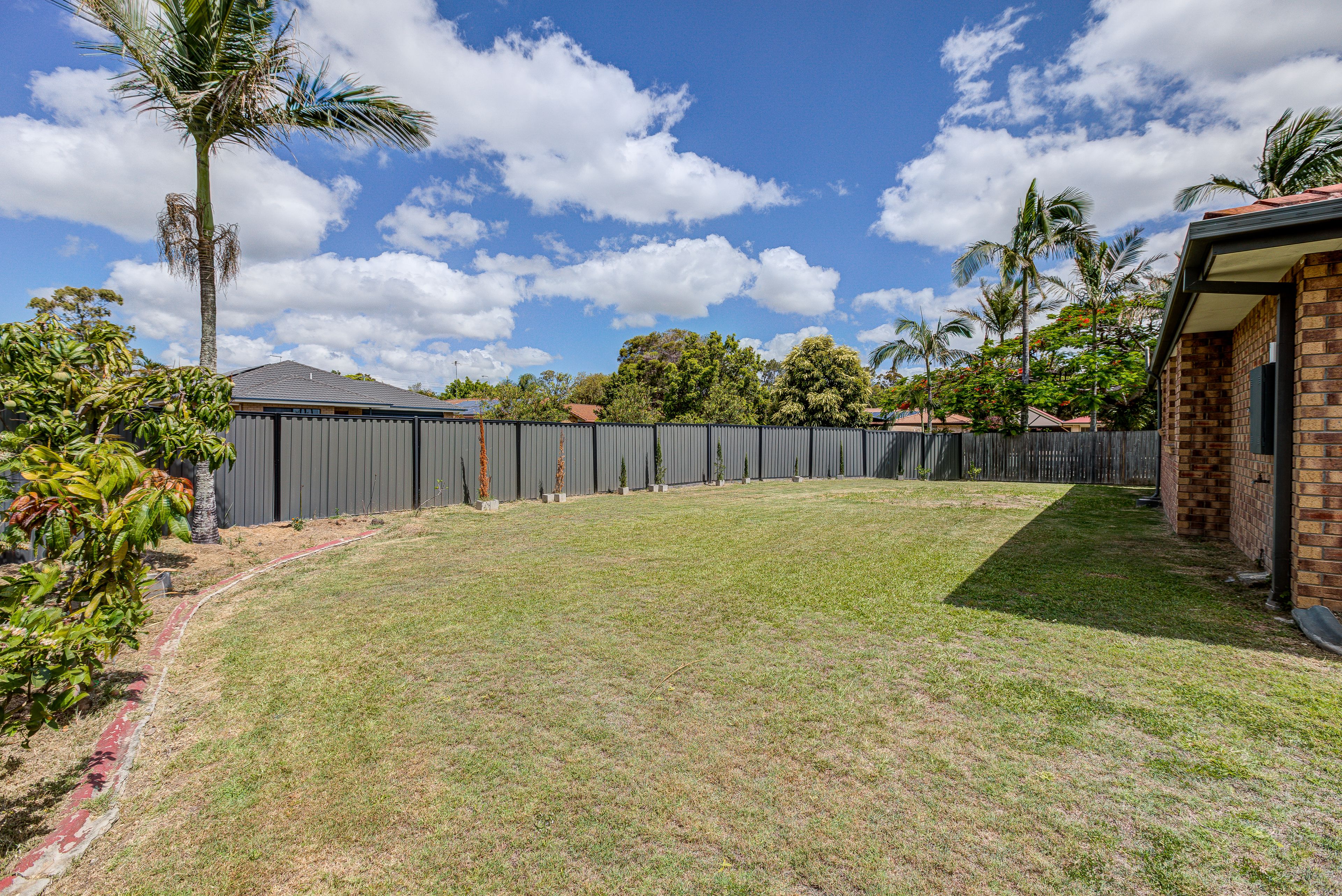 23 Tekam Crescent, Tanah Merah, QLD 4128