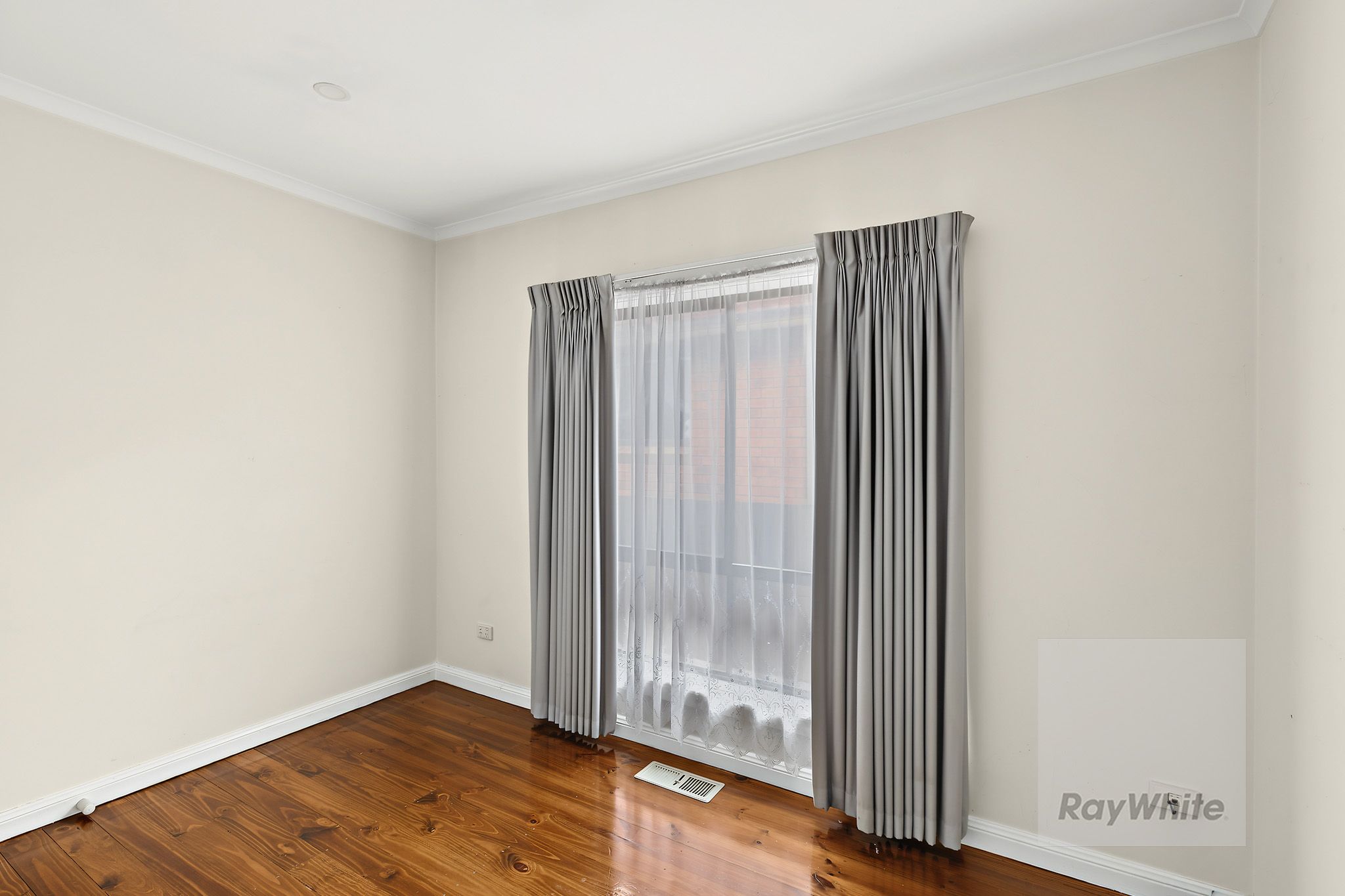 11 Olea Court — photo 7 of 17