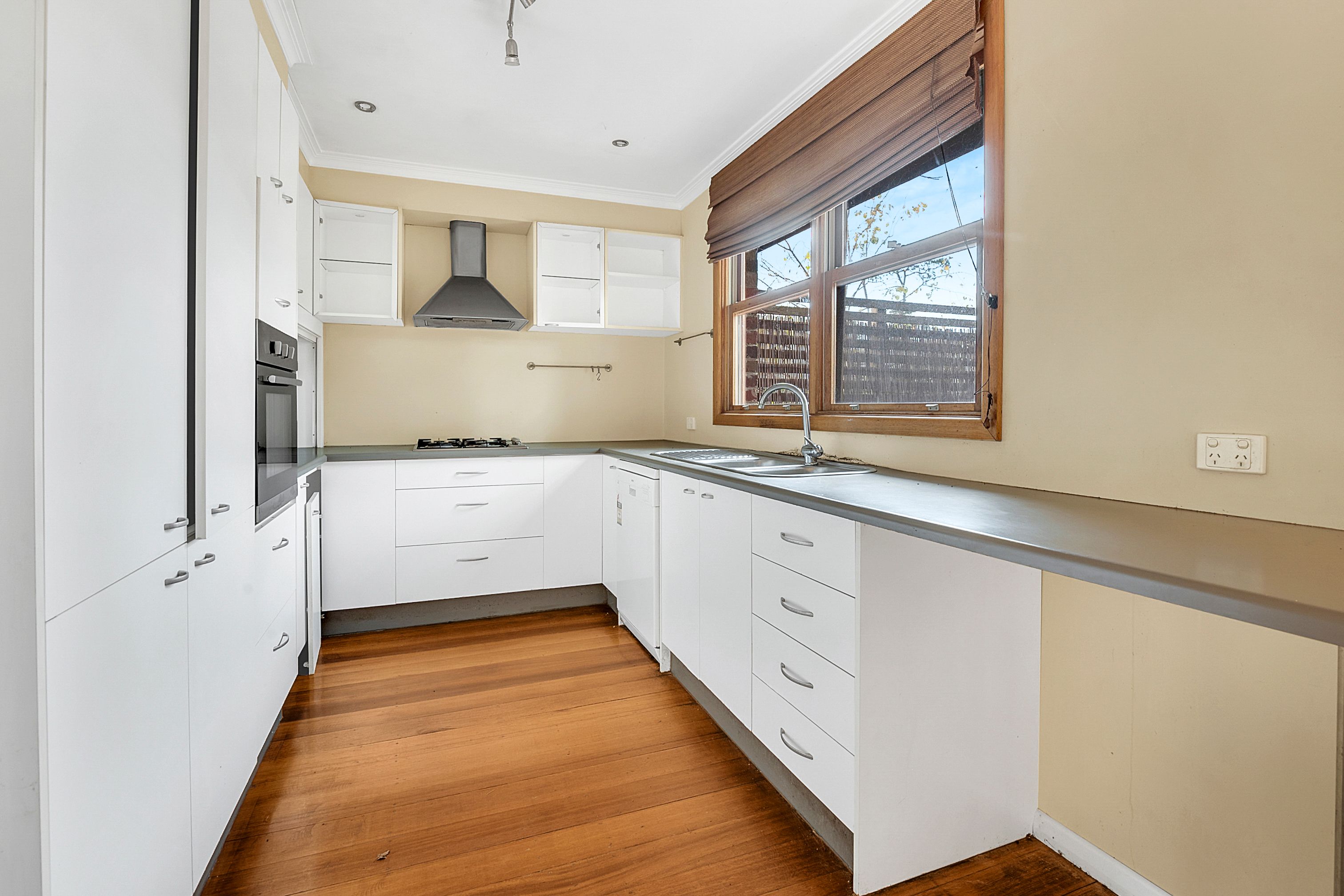 30 Greenwood Drive, Bundoora, VIC 3083