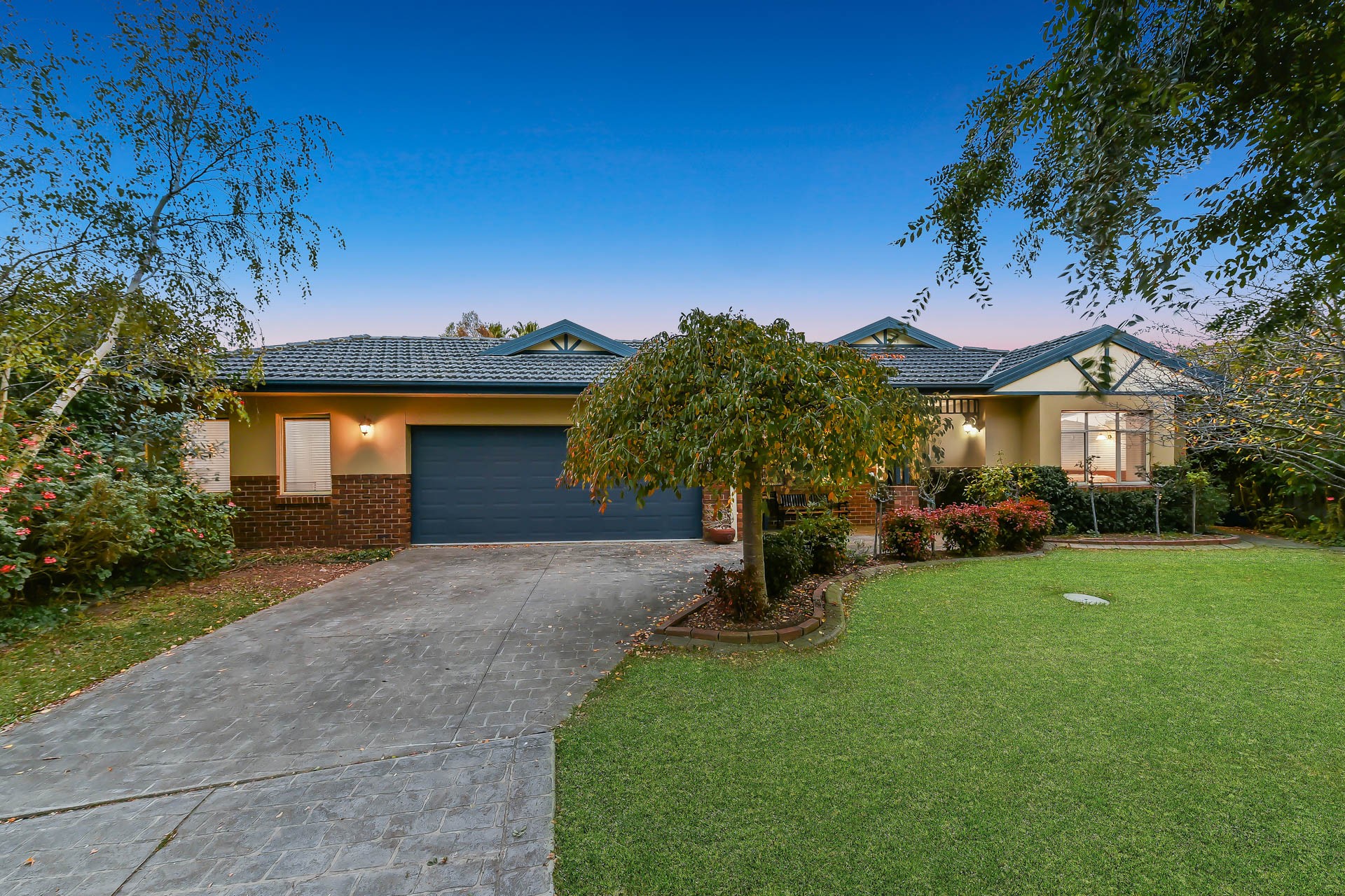 74 Edgbaston Circuit, Berwick, VIC 3806