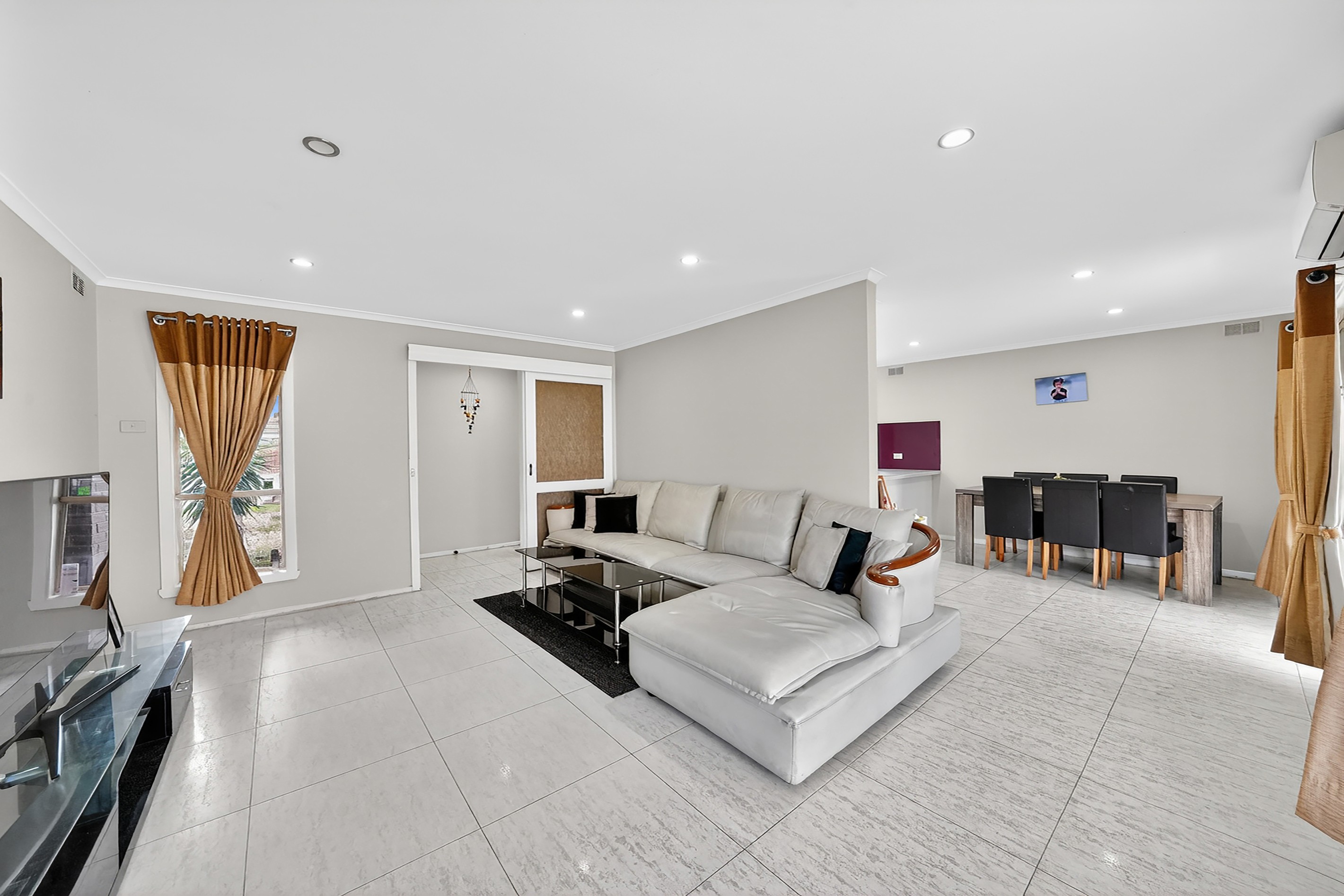 7 Corunna Avenue, St Albans, VIC 3021
