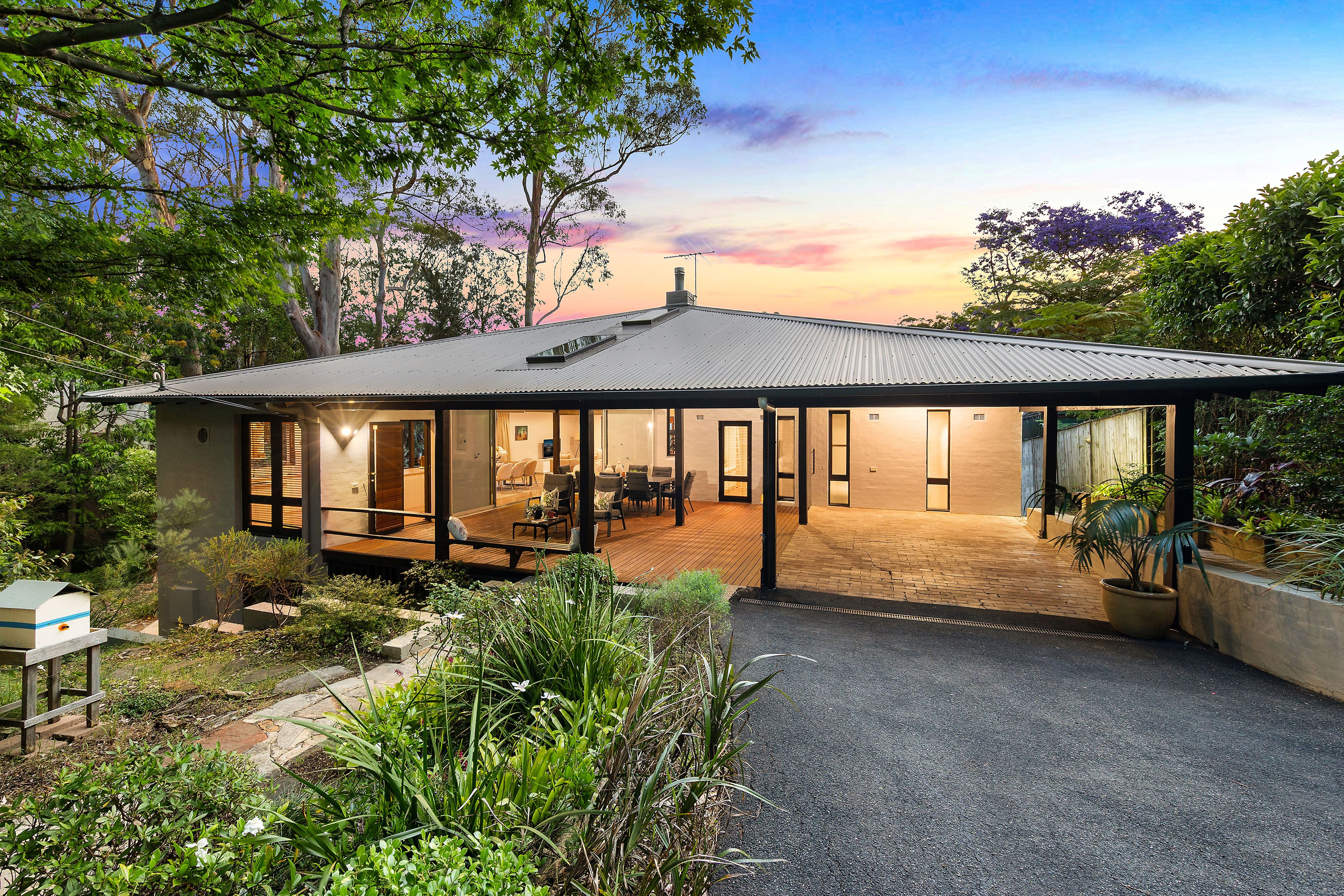 A2 Oswald Close , Warrawee NSW 2074