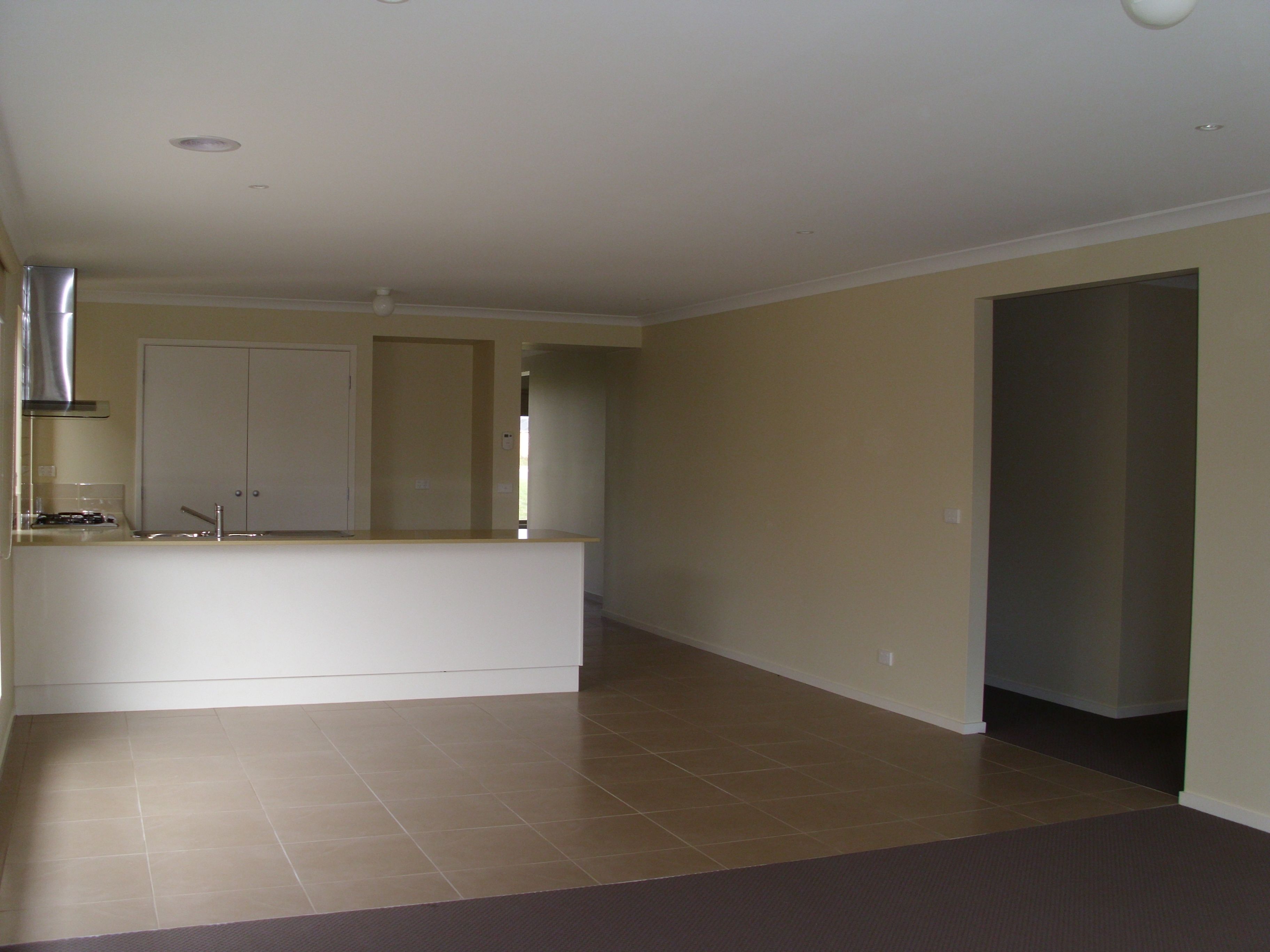 4 Bonnell Grove, Cranbourne East, VIC 3977