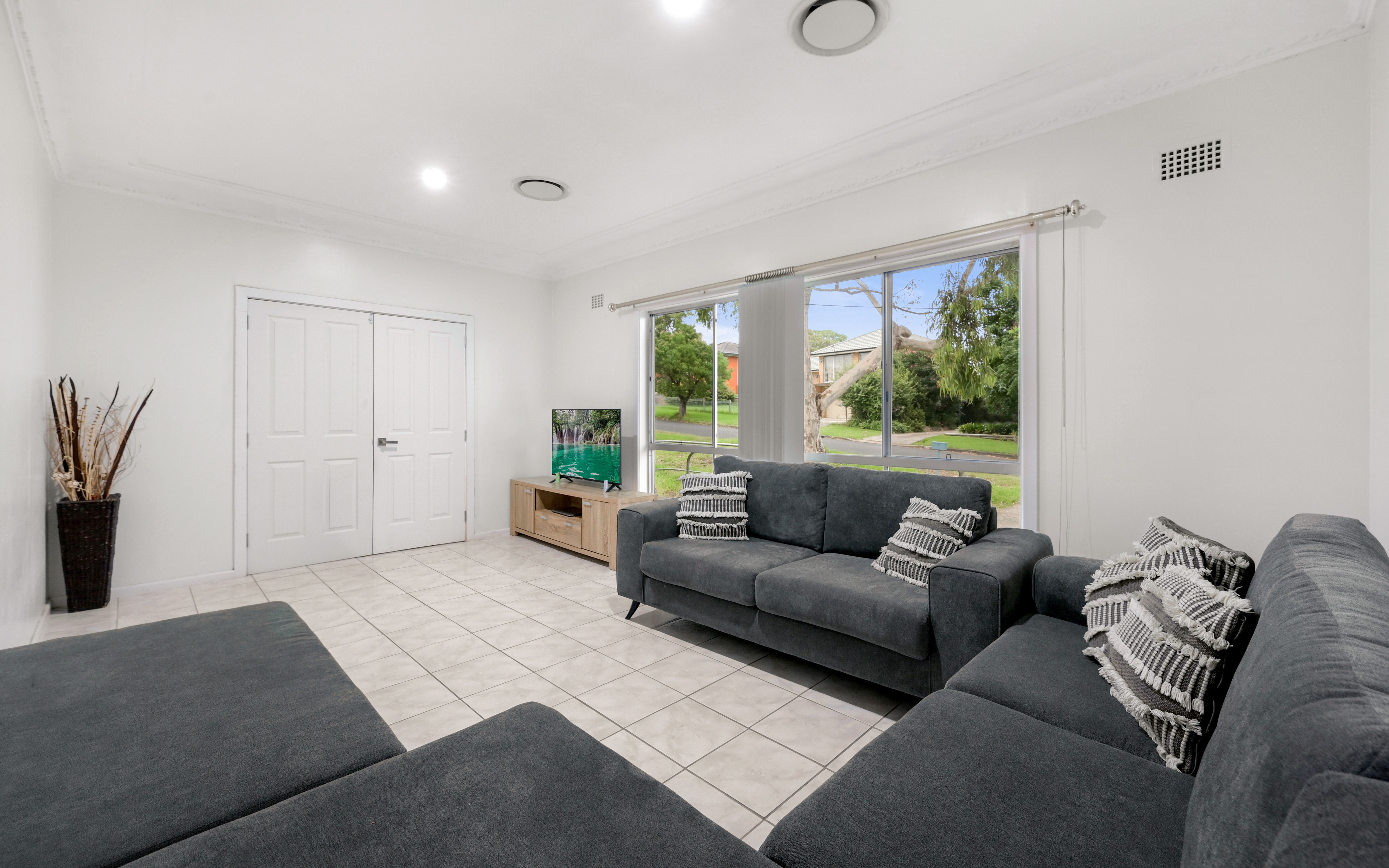 26 Angle Road, Leumeah NSW 2560