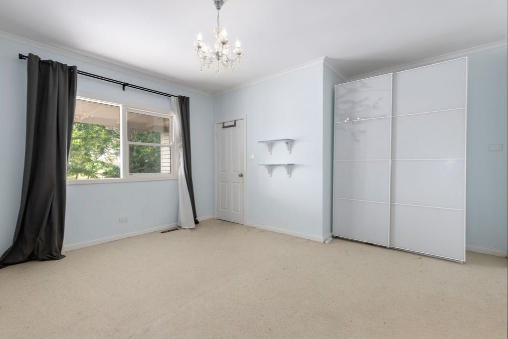 19 Tagell Road — photo 5 of 8