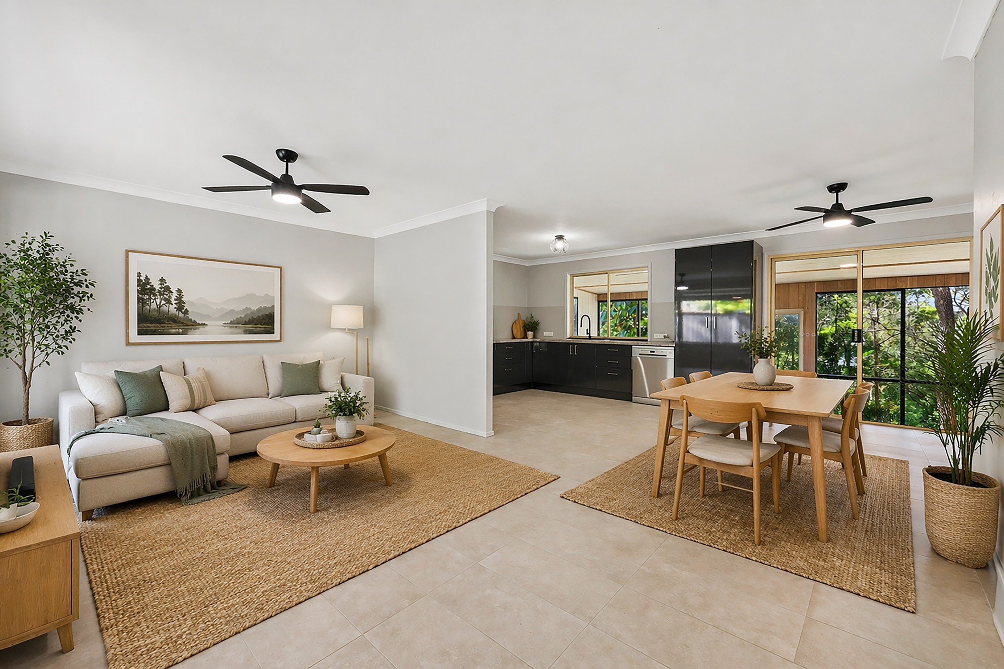 19 Waters Road, Bonogin, QLD 4213