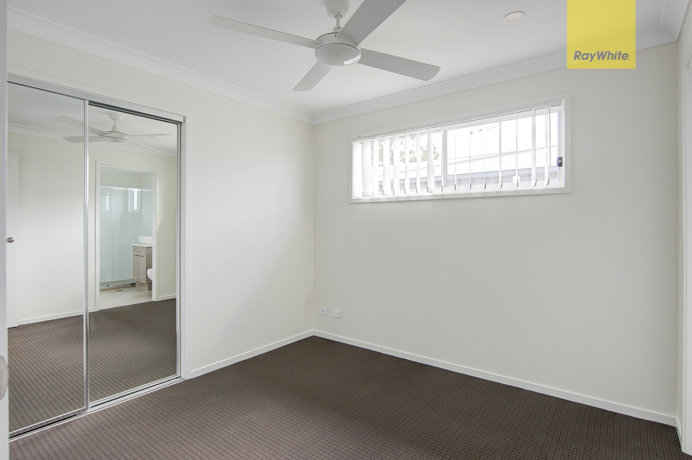 2/6 Chikameena Street, Logan Reserve, QLD 4133