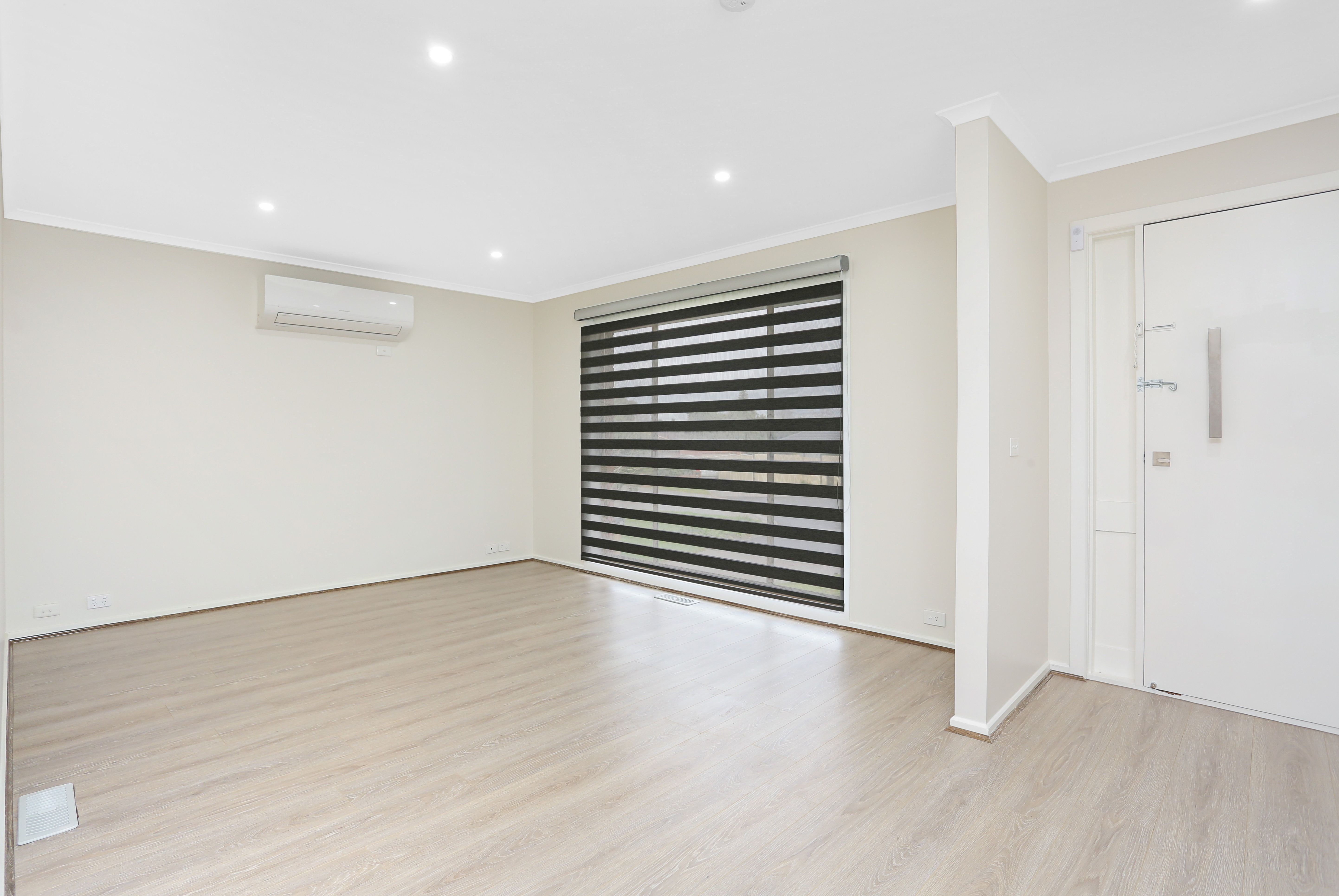 1/11 Elgata Close, Meadow Heights, VIC 3048