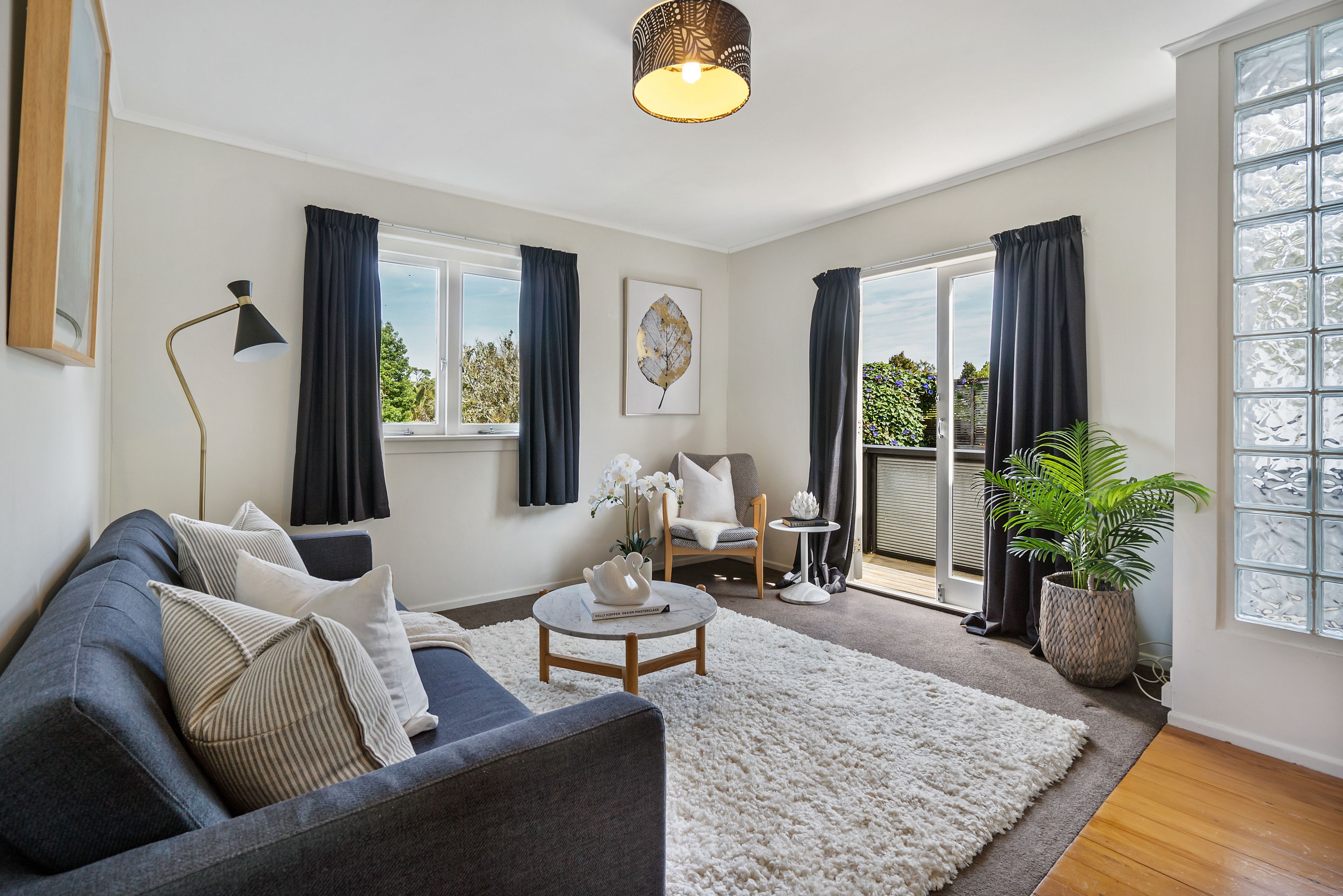 1/6 Cresta Avenue, Beach Haven, North Shore City