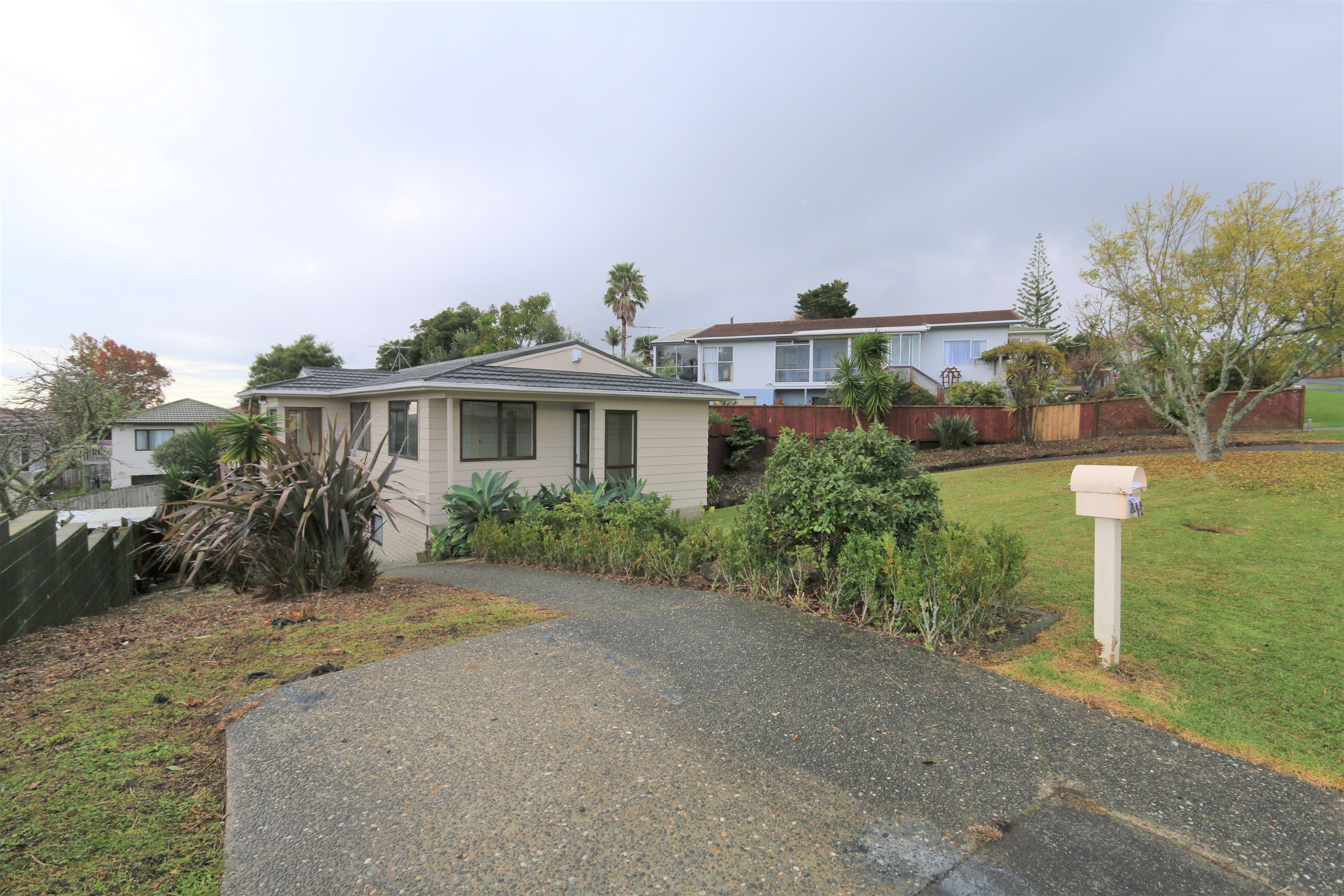 124 Halsey Drive, Lynfield, Auckland City