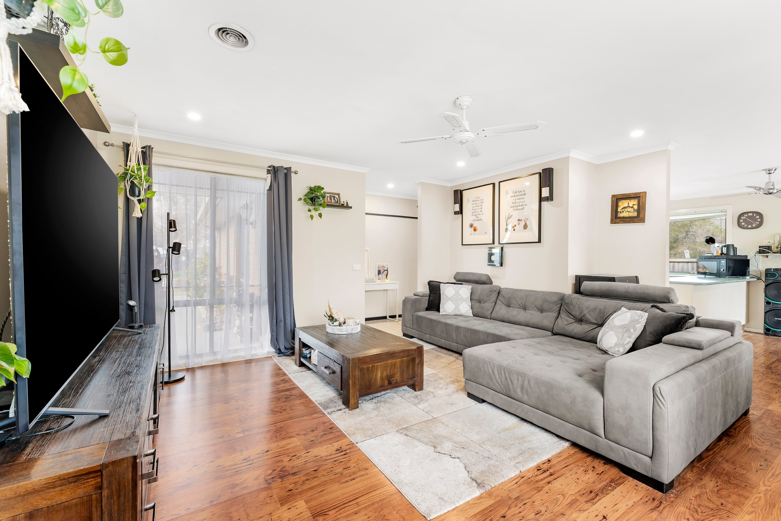 88 Amberly Park Drive, Narre Warren South, VIC 3805