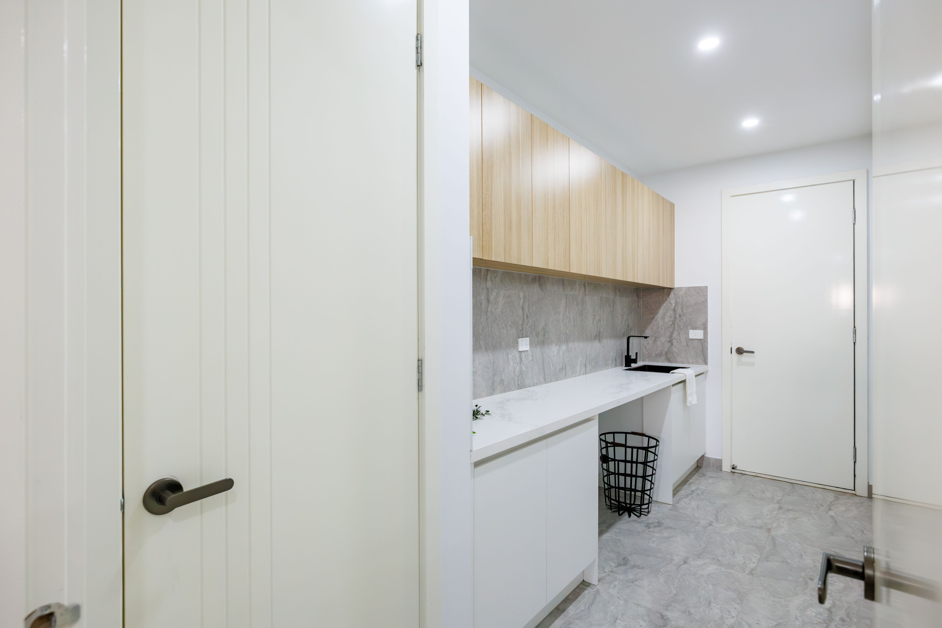 8 Grandview Crescent — photo 18 of 22