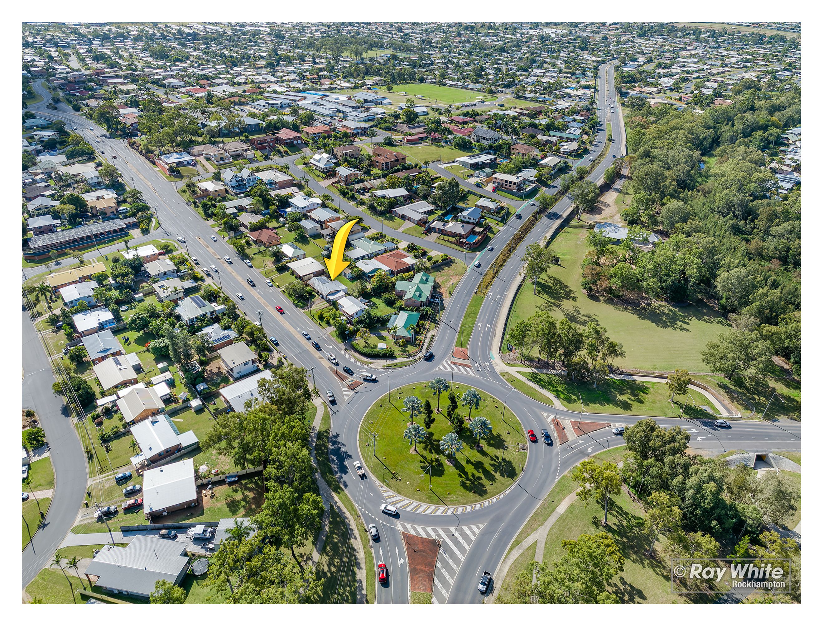 374 Feez Street, Norman Gardens, QLD 4701 Sold House Ray White