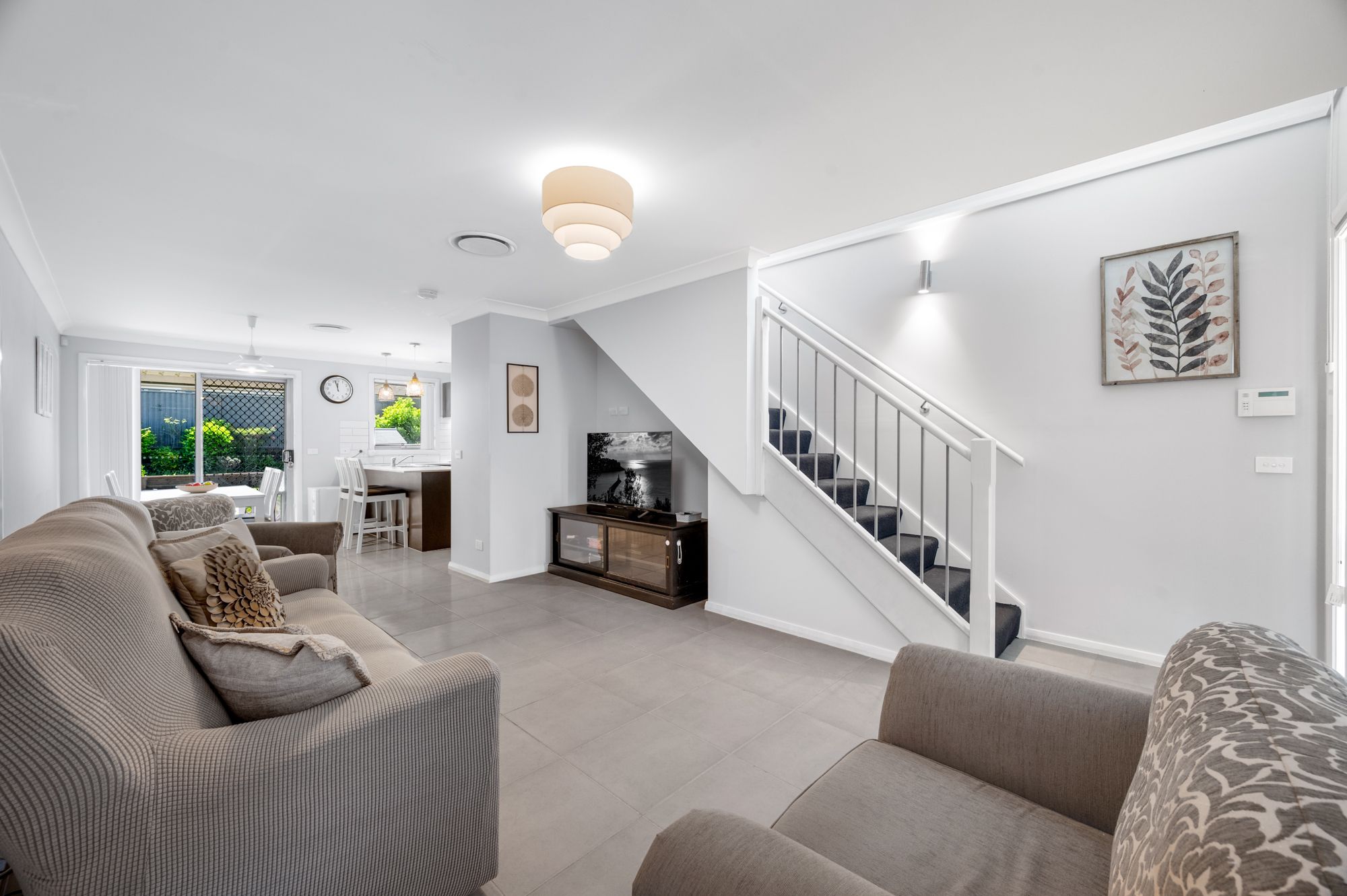 104 Hampshire Boulevard, Spring Farm, NSW 2570