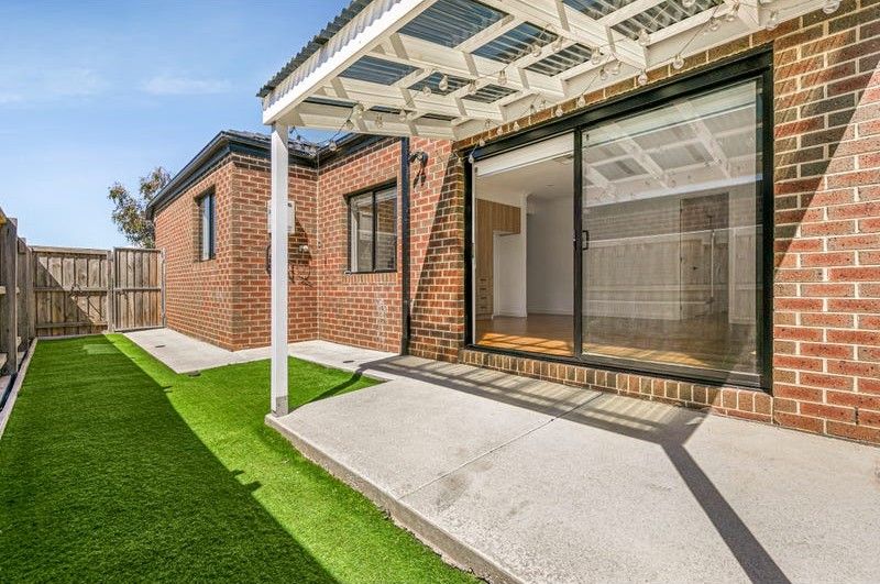 24 Mawson Street — photo 15 of 16