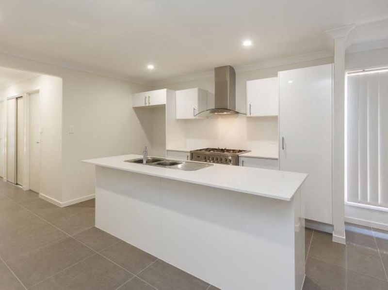 50 Cambridge Circuit, Yarrabilba, QLD 4207