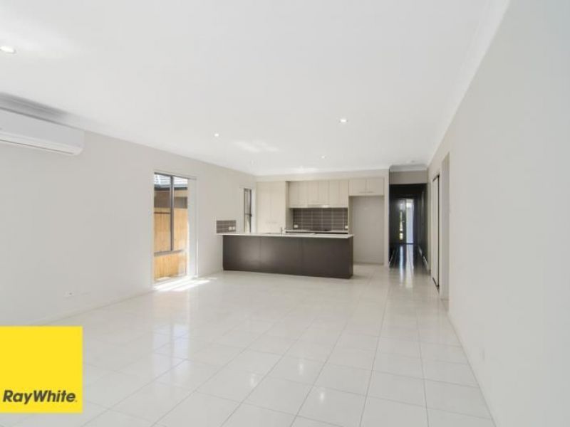 18 Learning Street, Coomera, QLD 4209