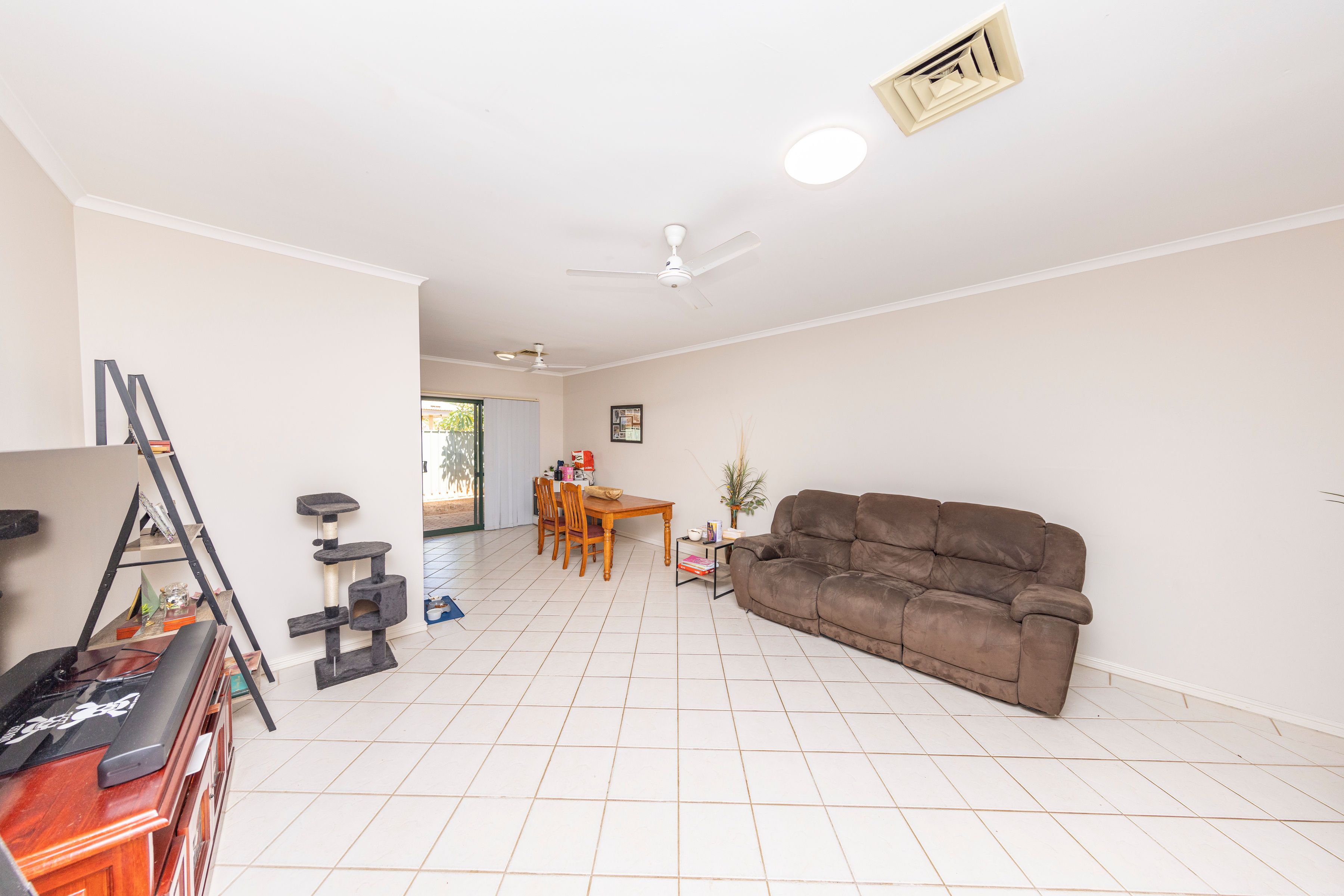 6B Garland Place, Millars Well, WA 6714