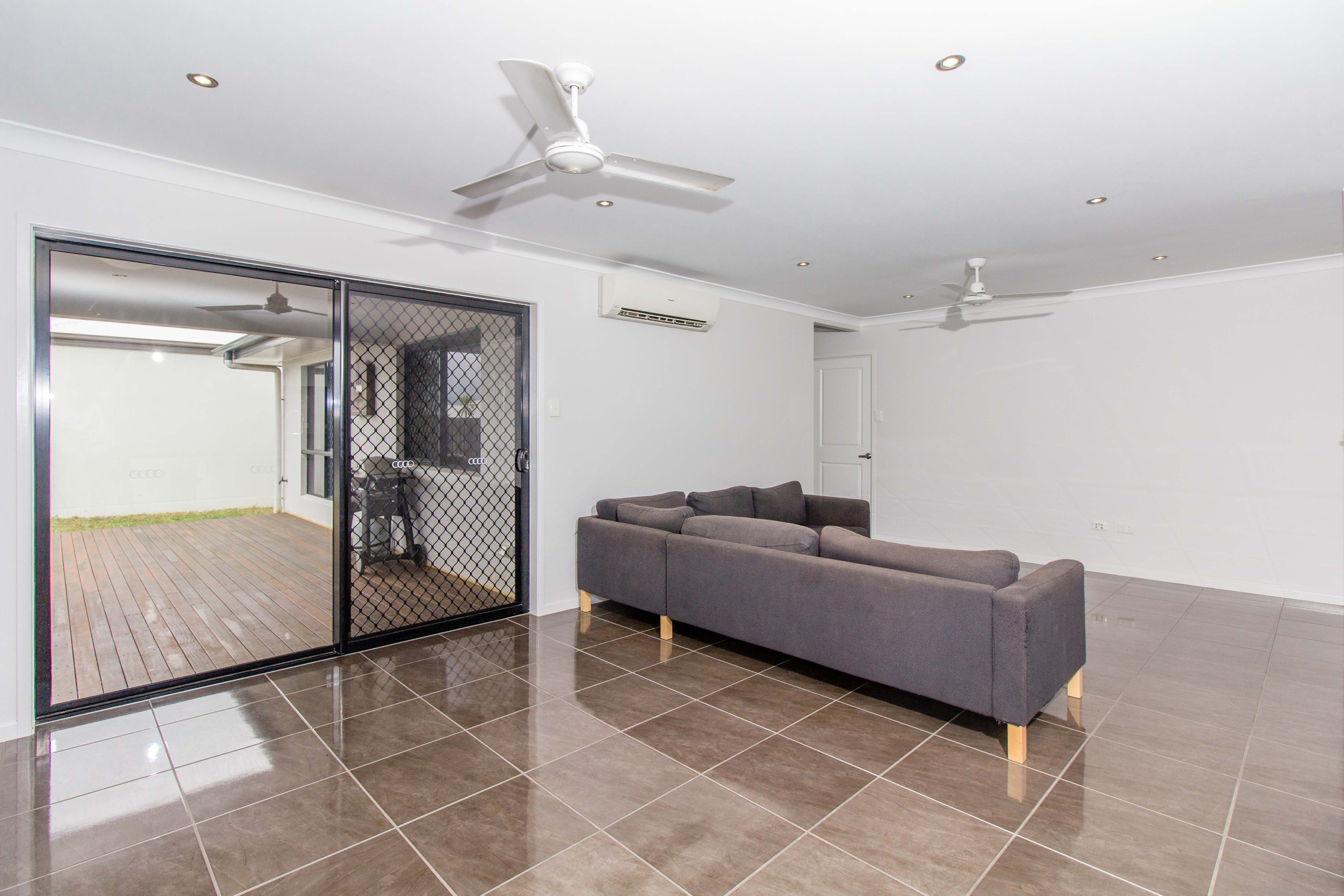 17 Dahlia Street, Burdell, QLD 4818