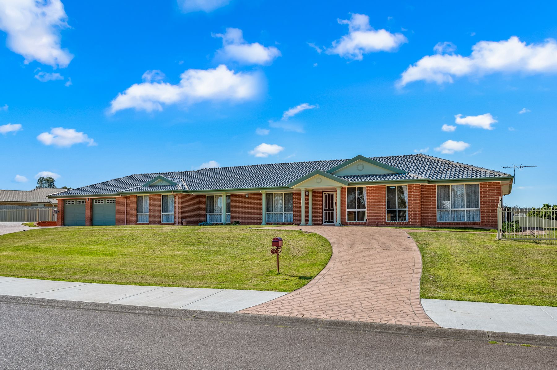 31 Wilkinson Boulevard — photo from Ray White Singleton