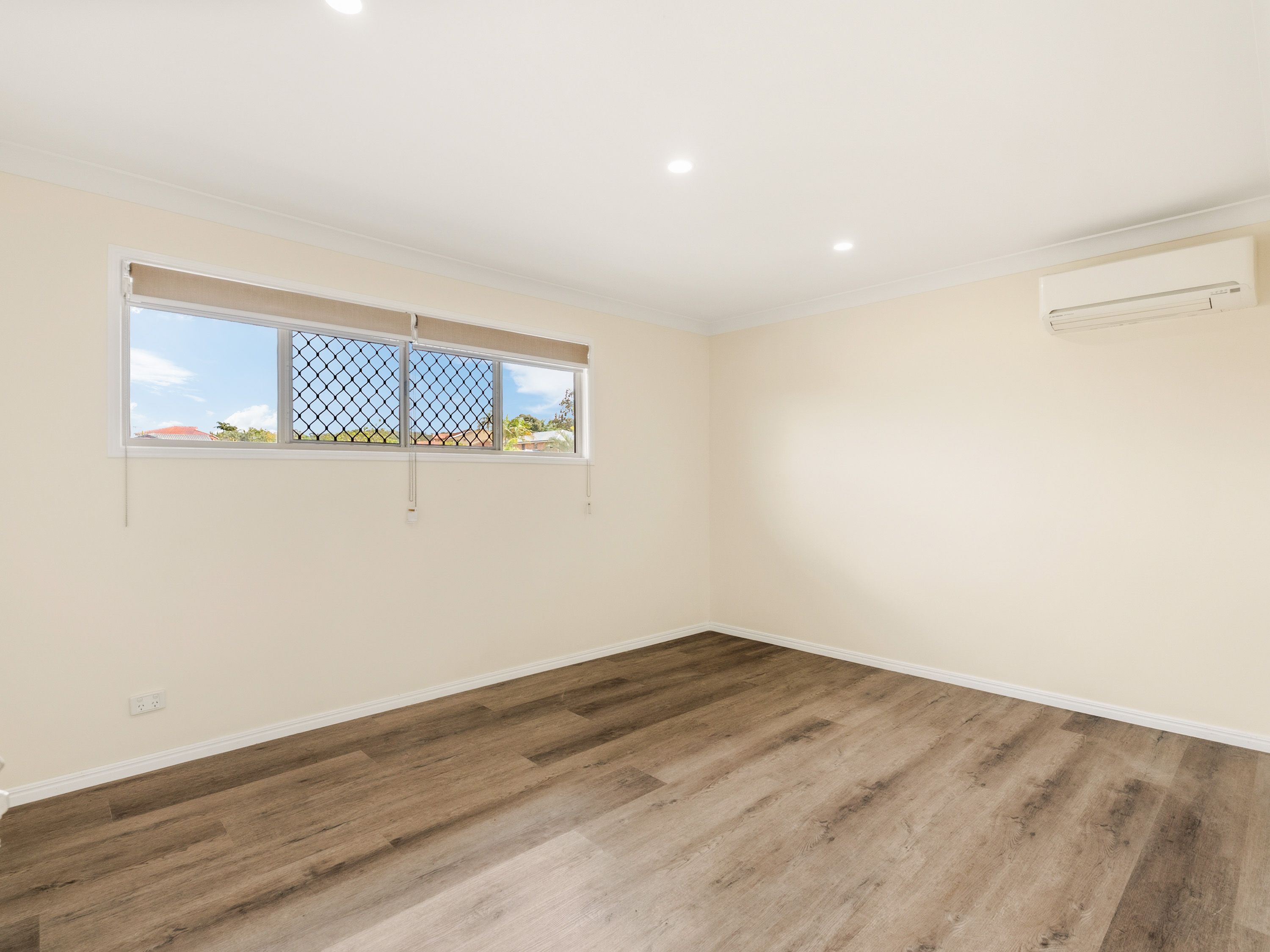 60 Chateau Street — photo 19 of 27