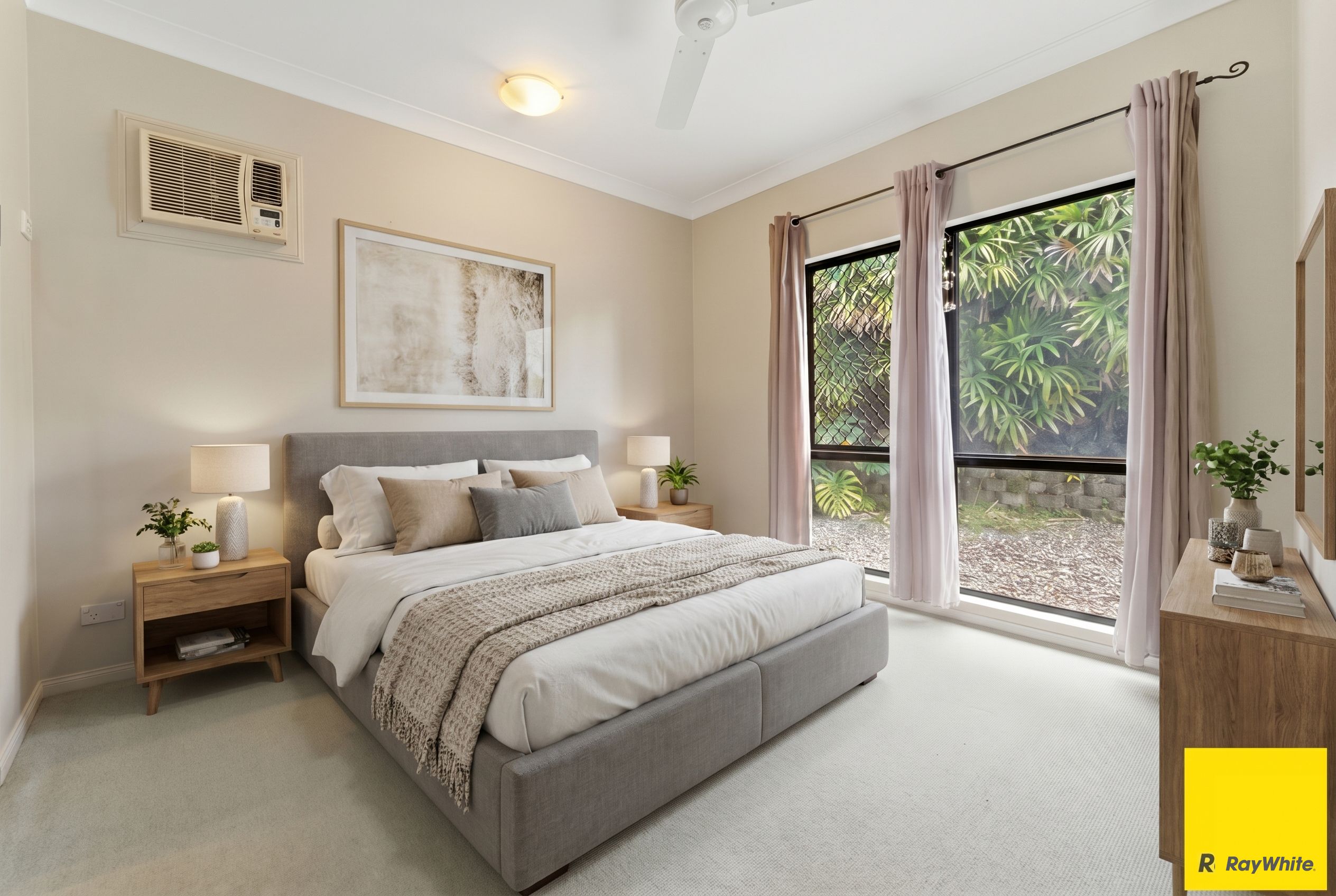 10 Sandover Close — photo 6 of 14