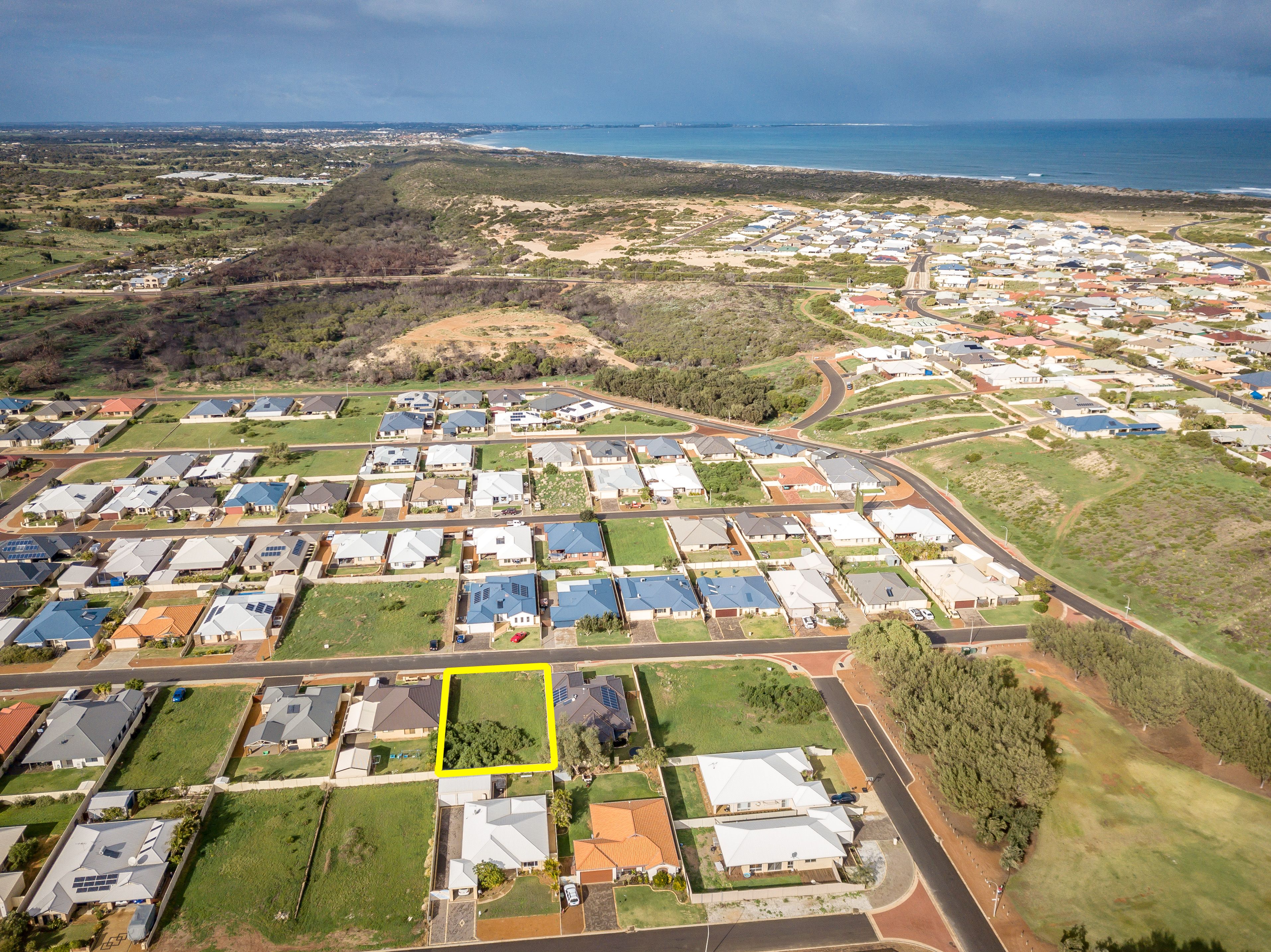 11 Portside Road, Drummond Cove, WA 6532