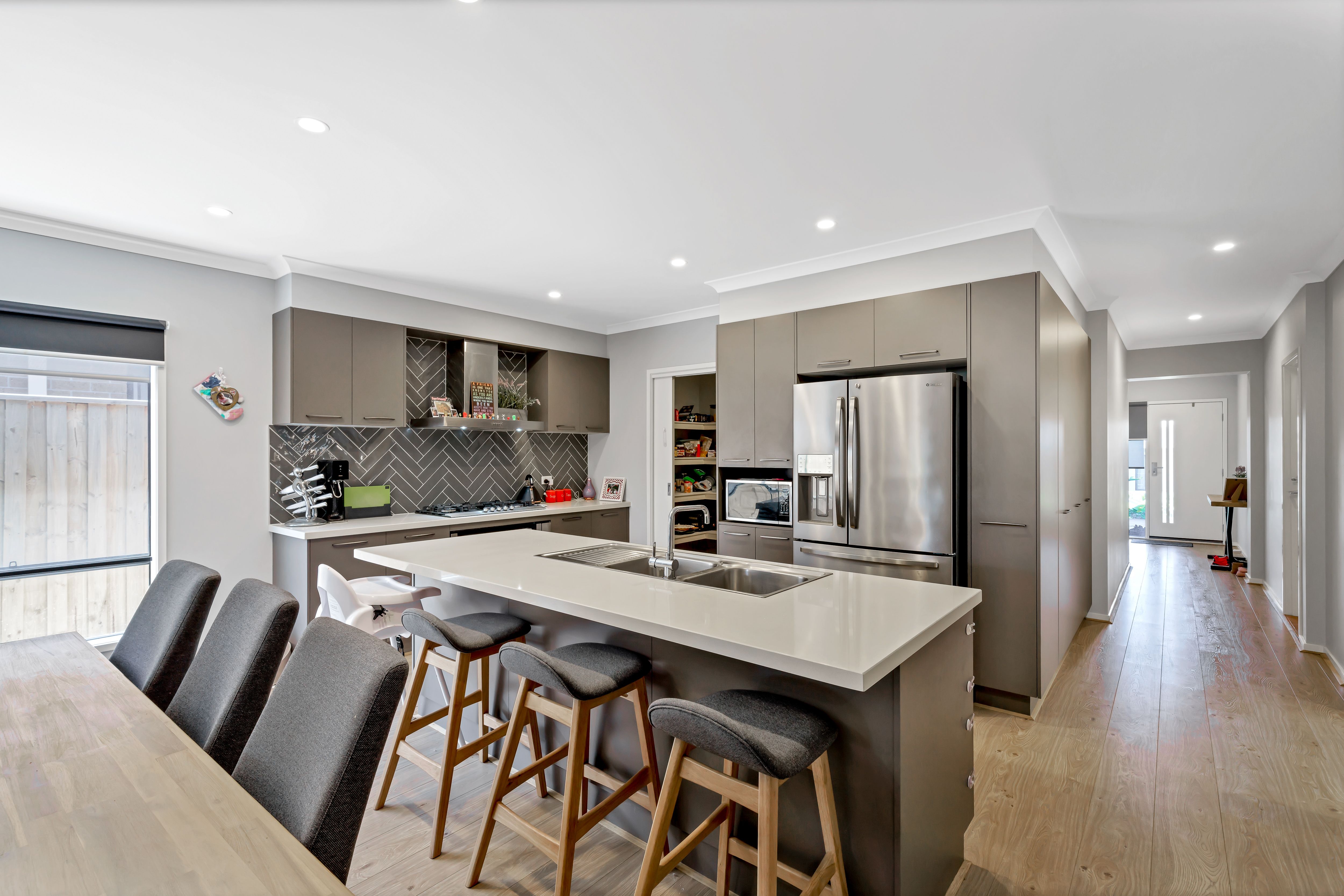 19 Ravenswood Avenue, Clyde, VIC 3978