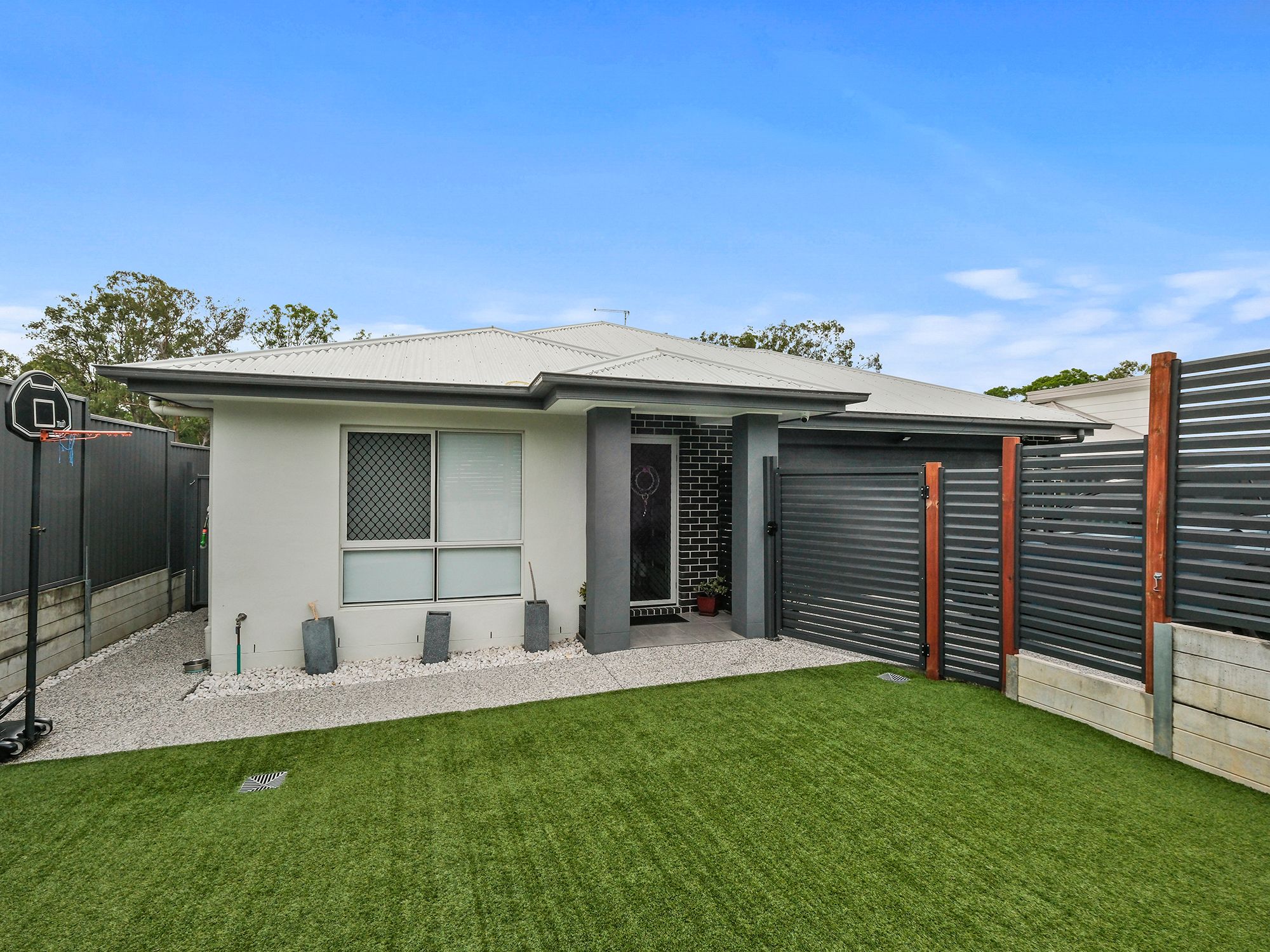 71 Tanzanite Street, Pallara, QLD 4110