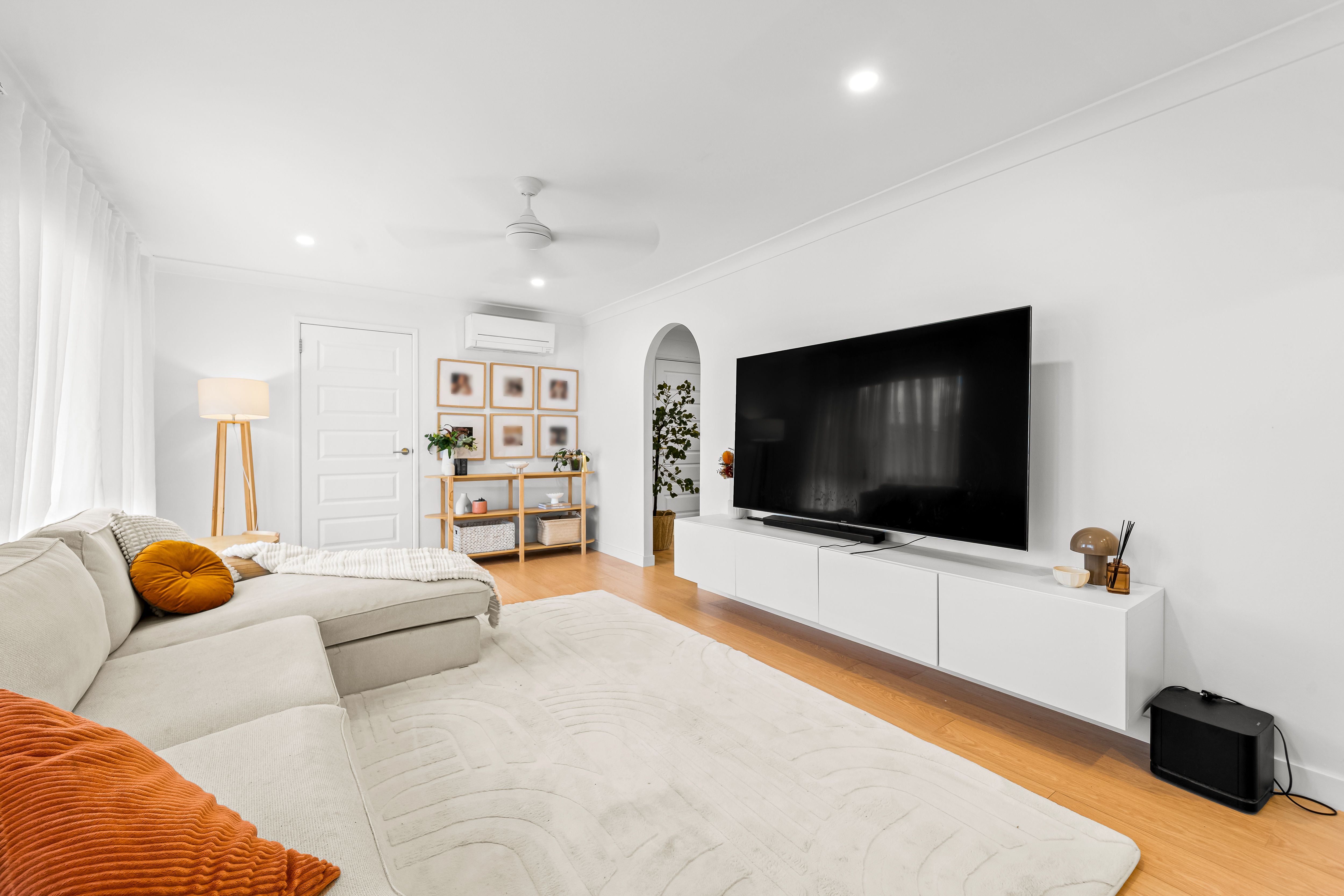 50 Coleman Crescent — photo 3 of 27