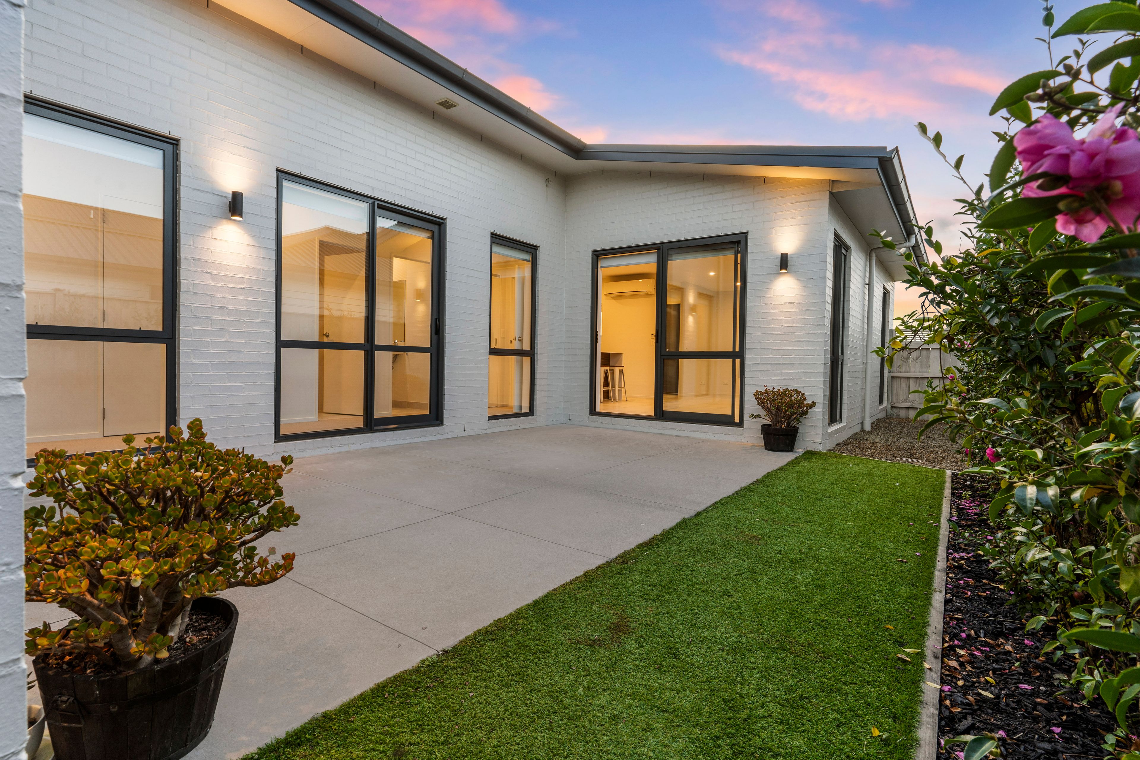 76 Te Napi Drive, Conifer Grove, Manukau City