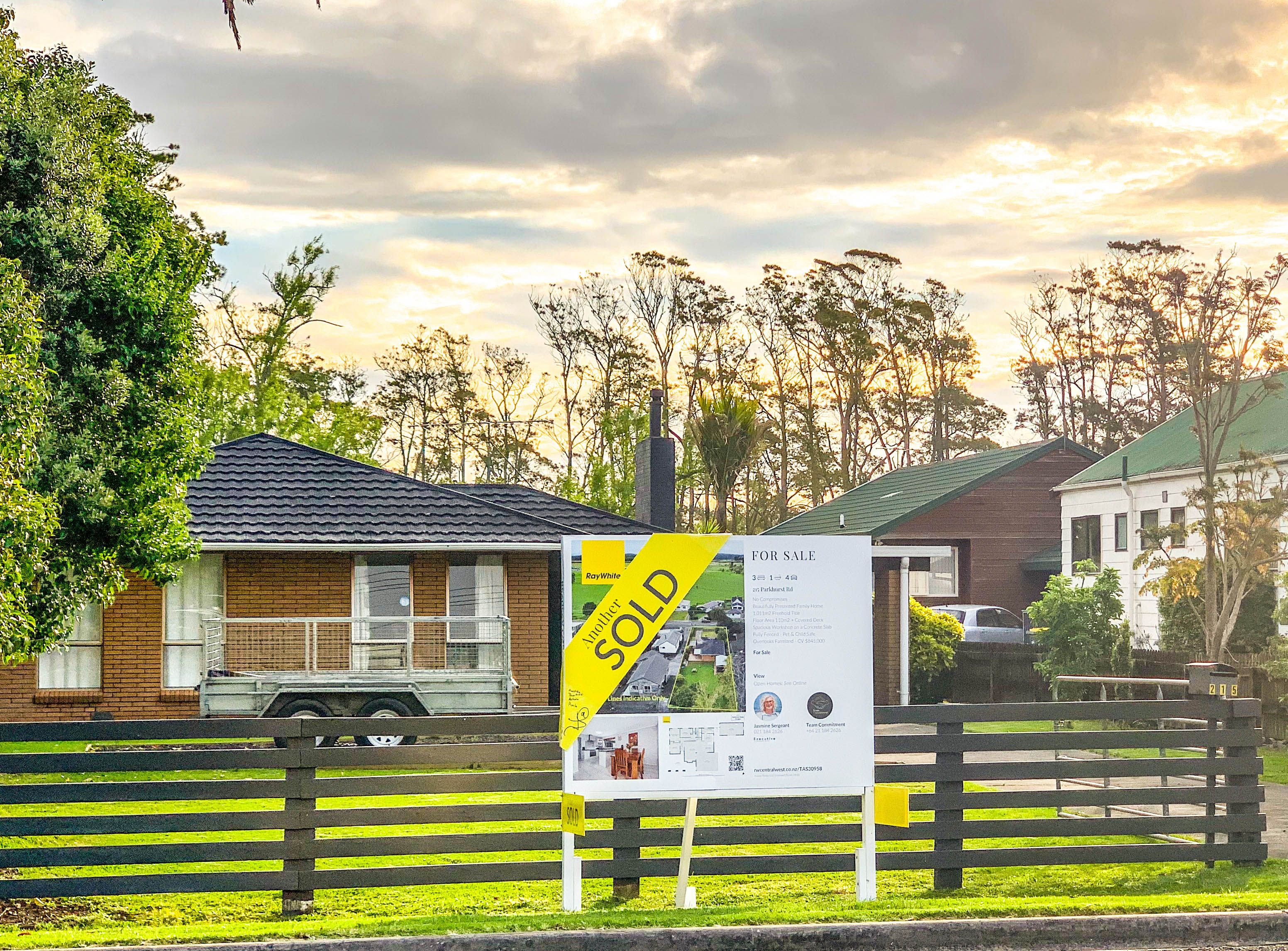 215 Parkhurst Road, Parakai, Rodney 0830 Sold House Ray White Austar