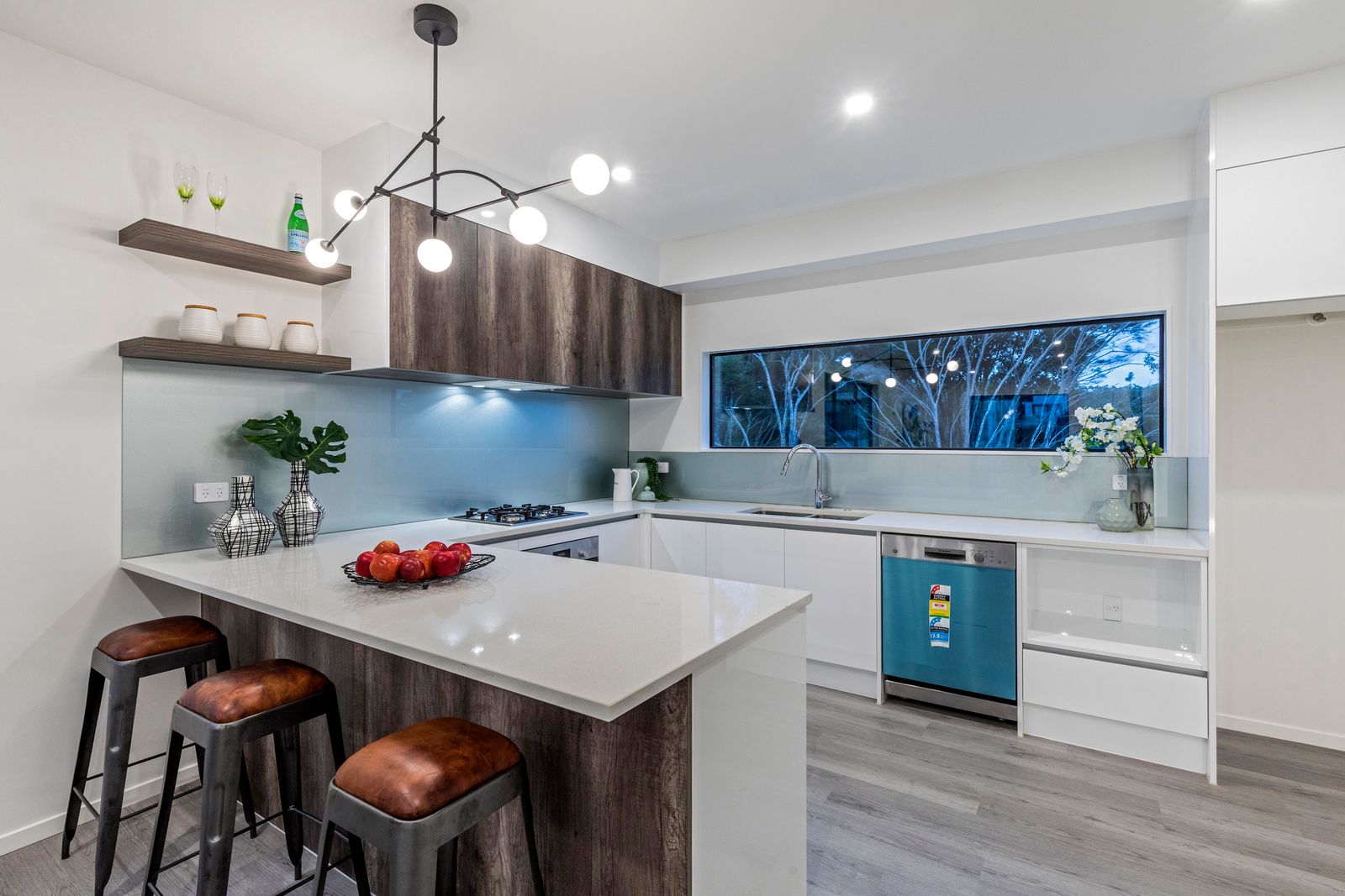 10 Waka Street, Albany, North Shore City