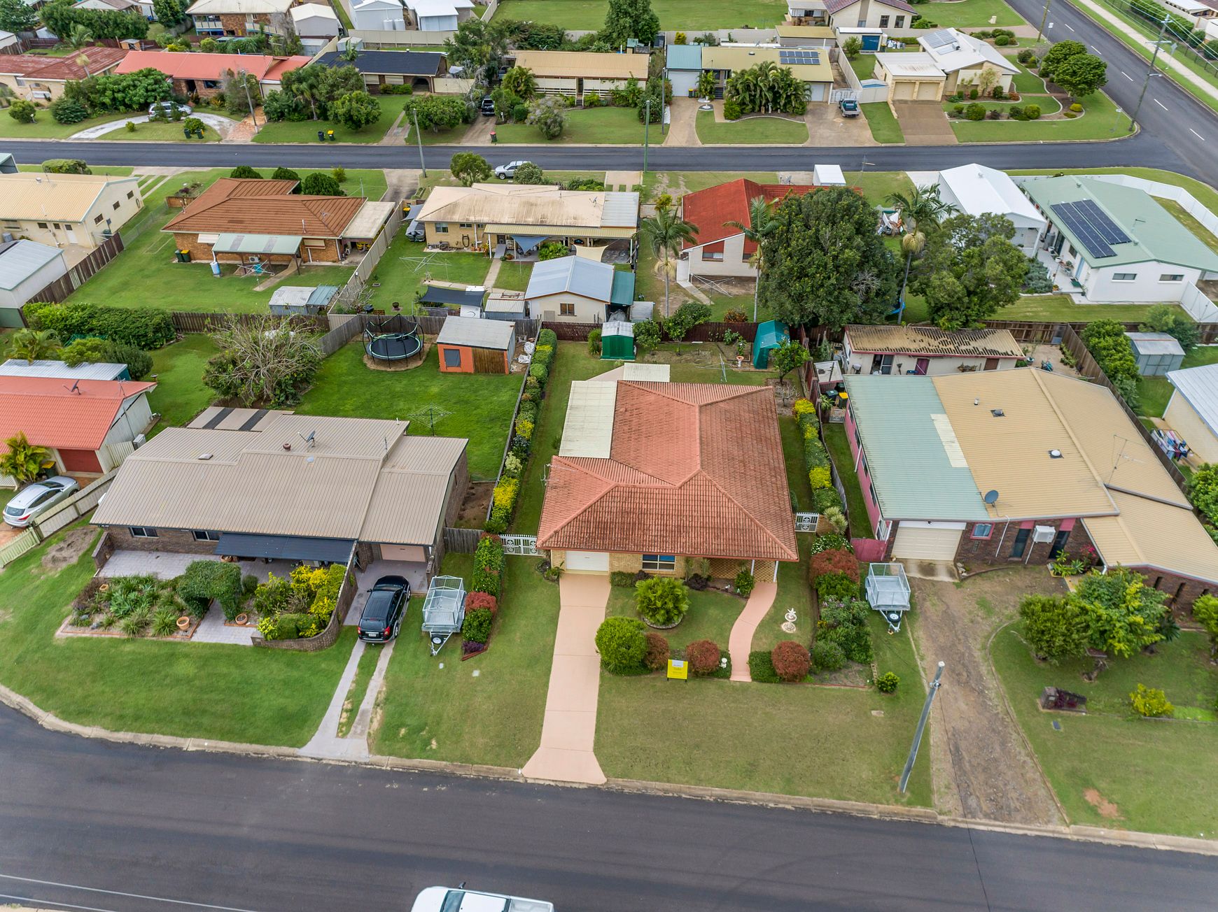 4 Crest Court, Avoca, QLD 4670