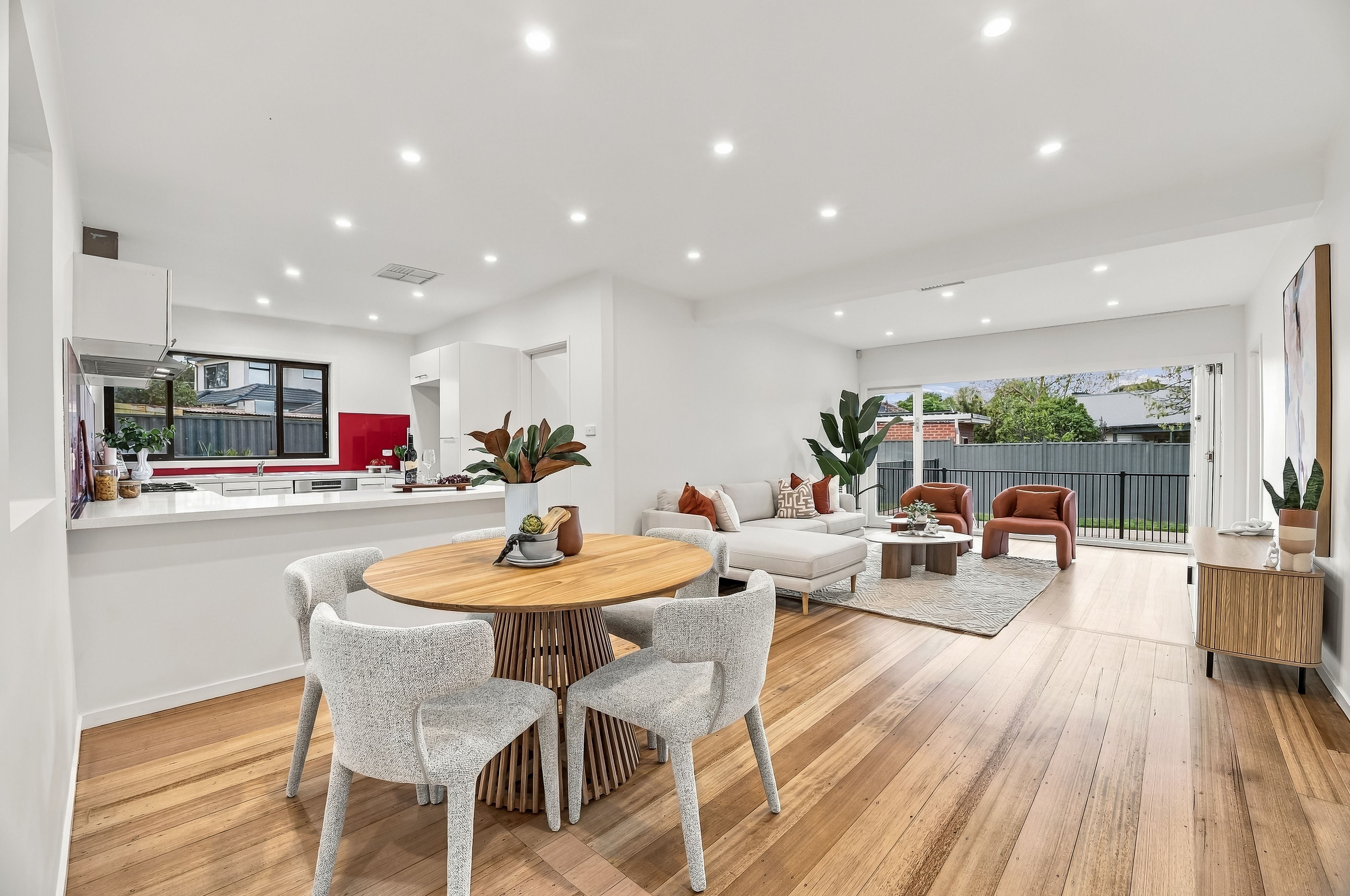 130 Somers Avenue — photo 5 of 15