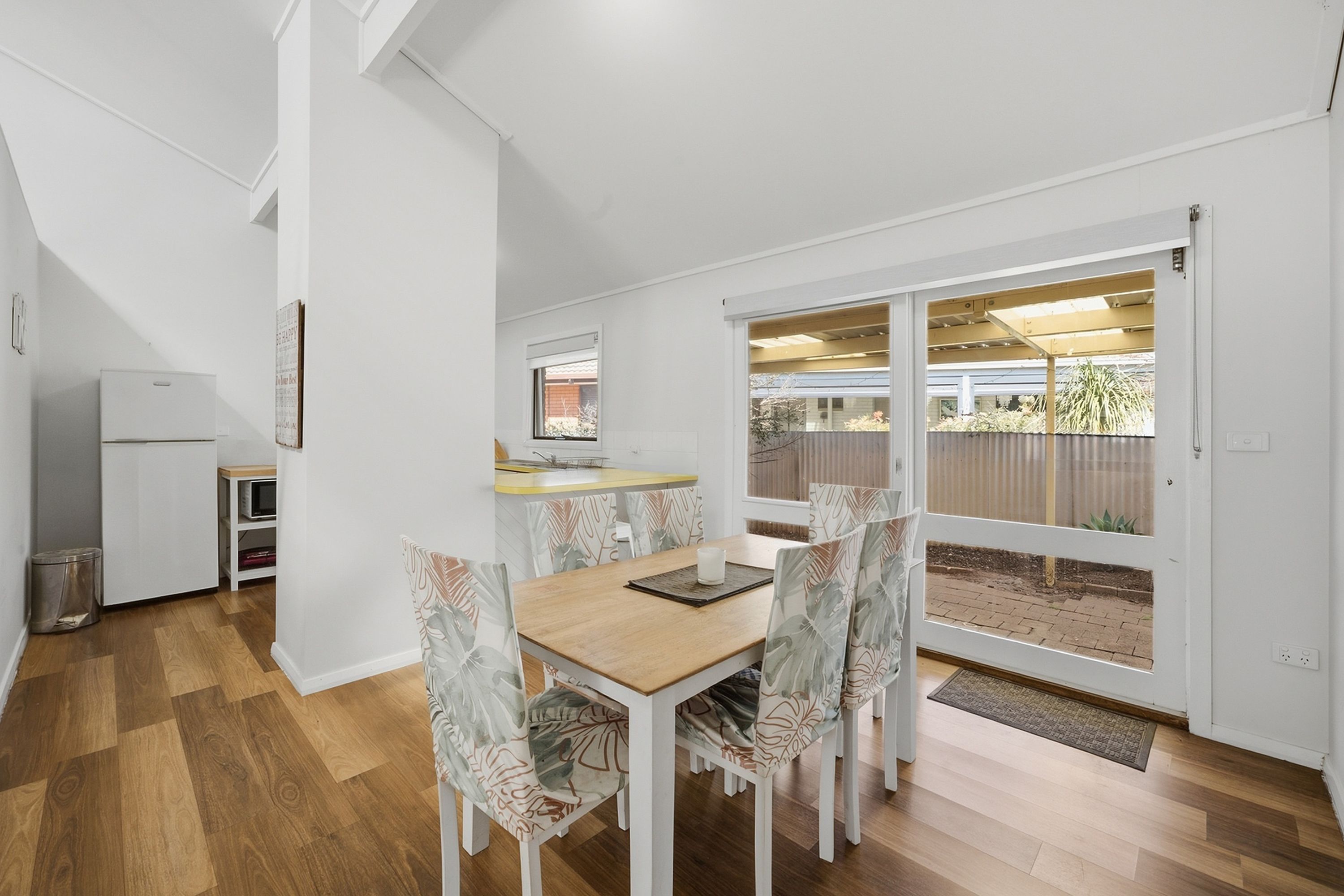 39 Stonehaven Road — photo 3 of 17
