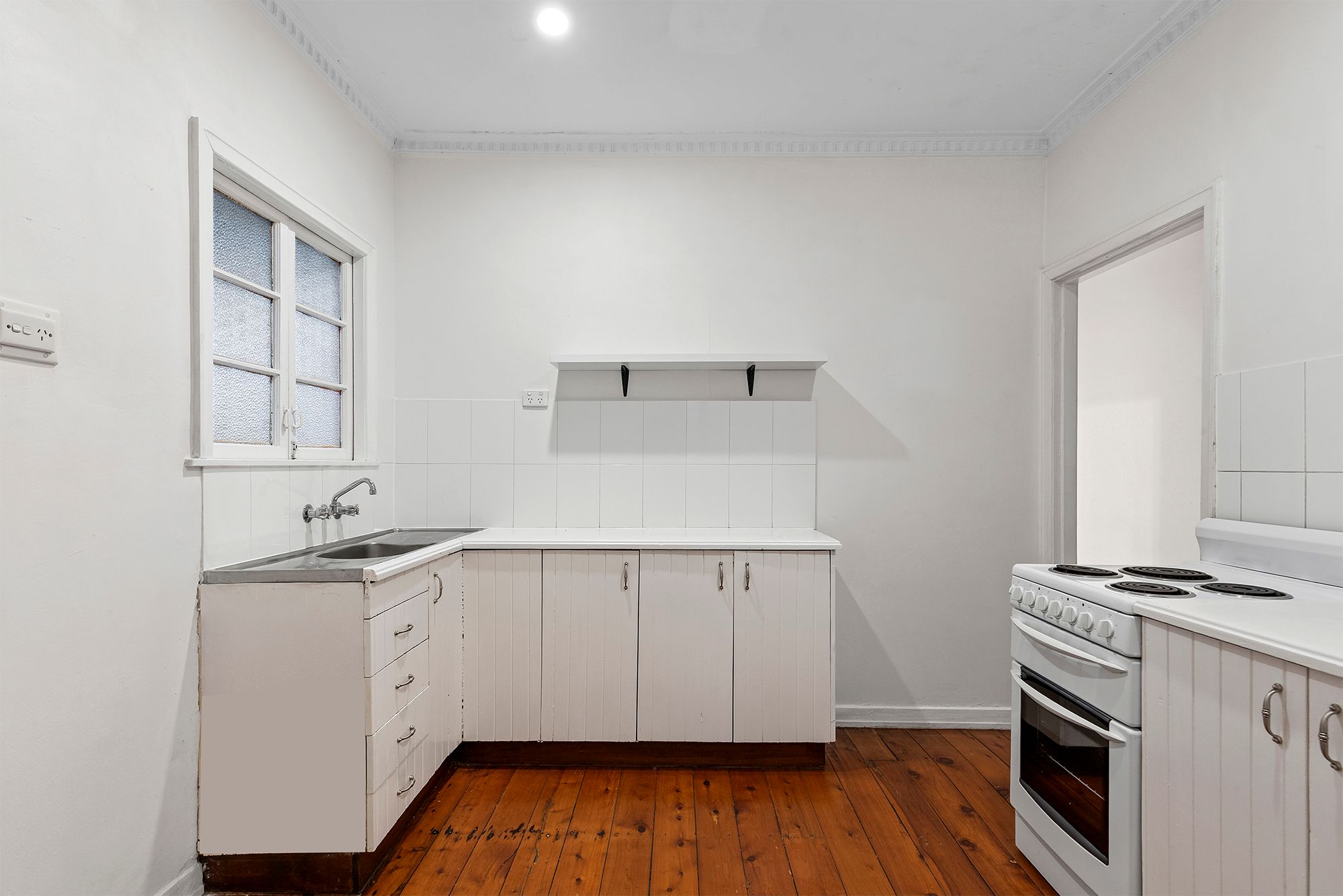 39 Parker Avenue — photo 9 of 22