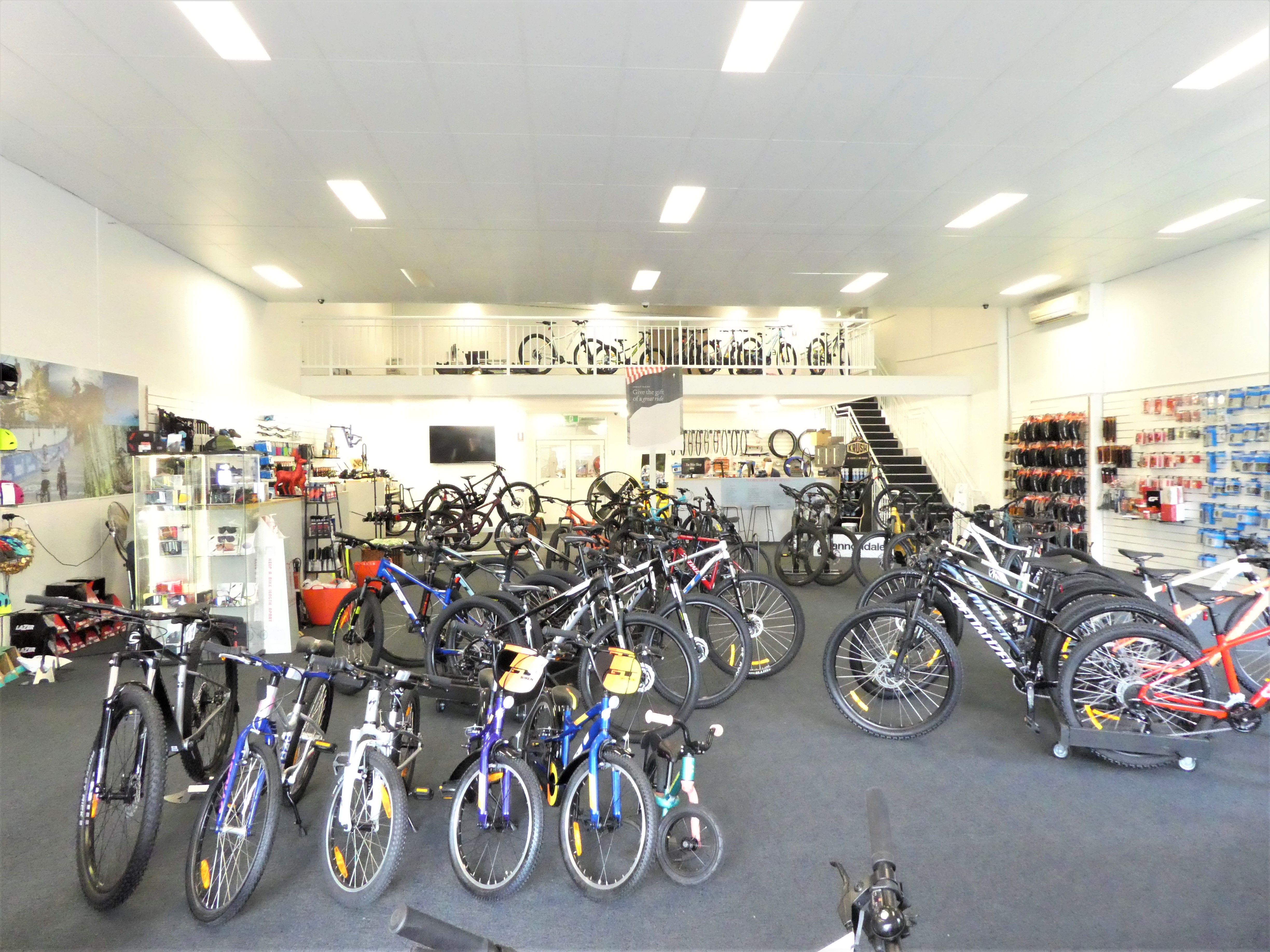 1/2-12 Commercial Drive, Shailer Park, QLD 4128