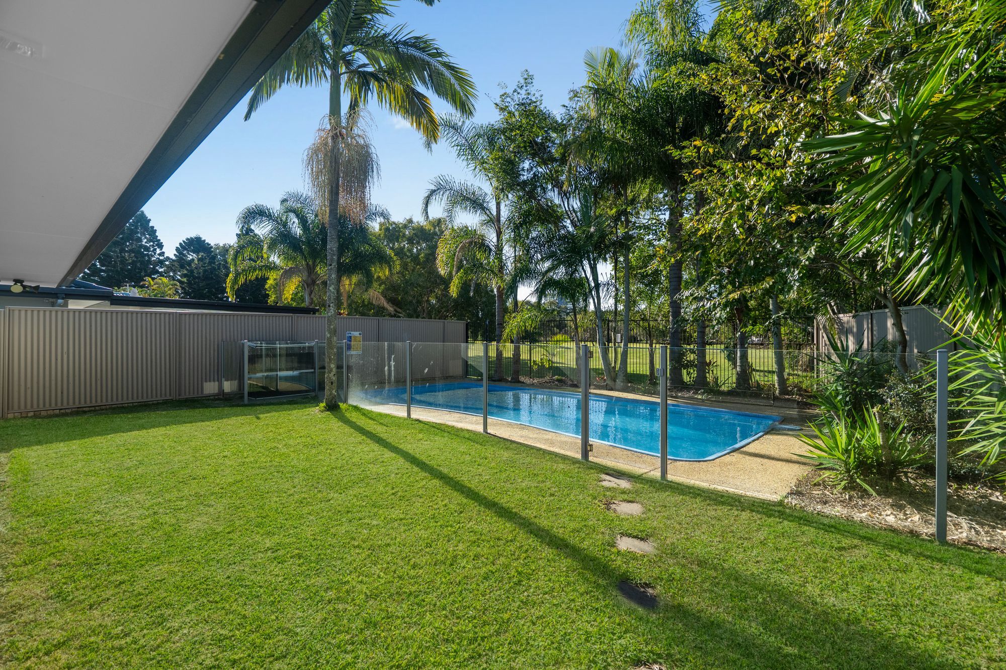 68 Volante Crescent, Mermaid Waters, QLD 4218